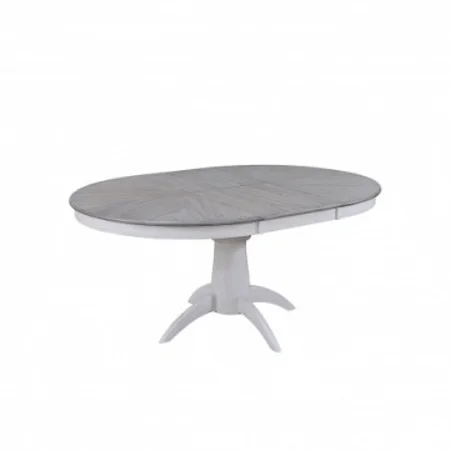 Cottage Style Round Dining Table with Butterfly Leaf