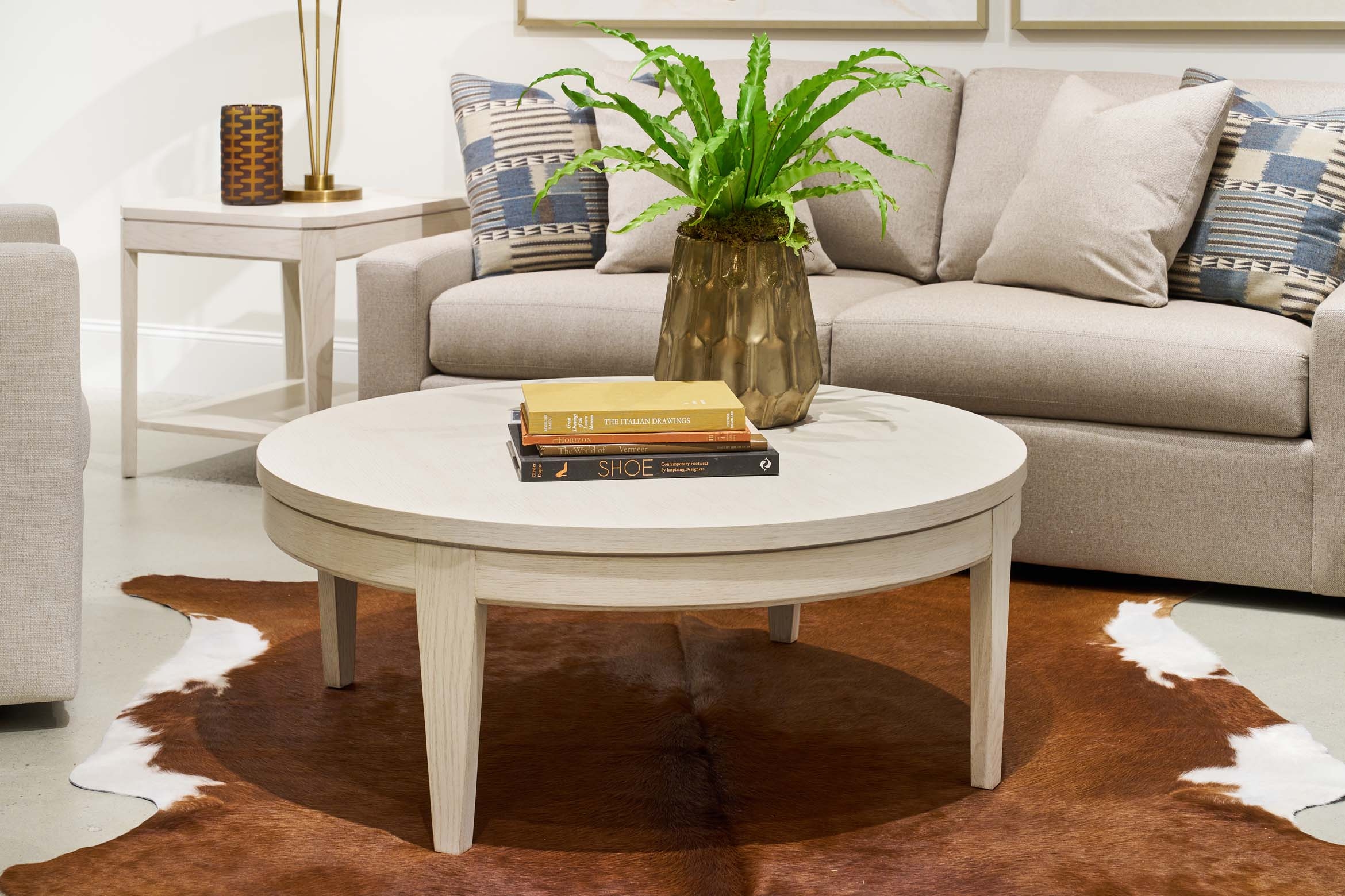 Round Cocktail Table