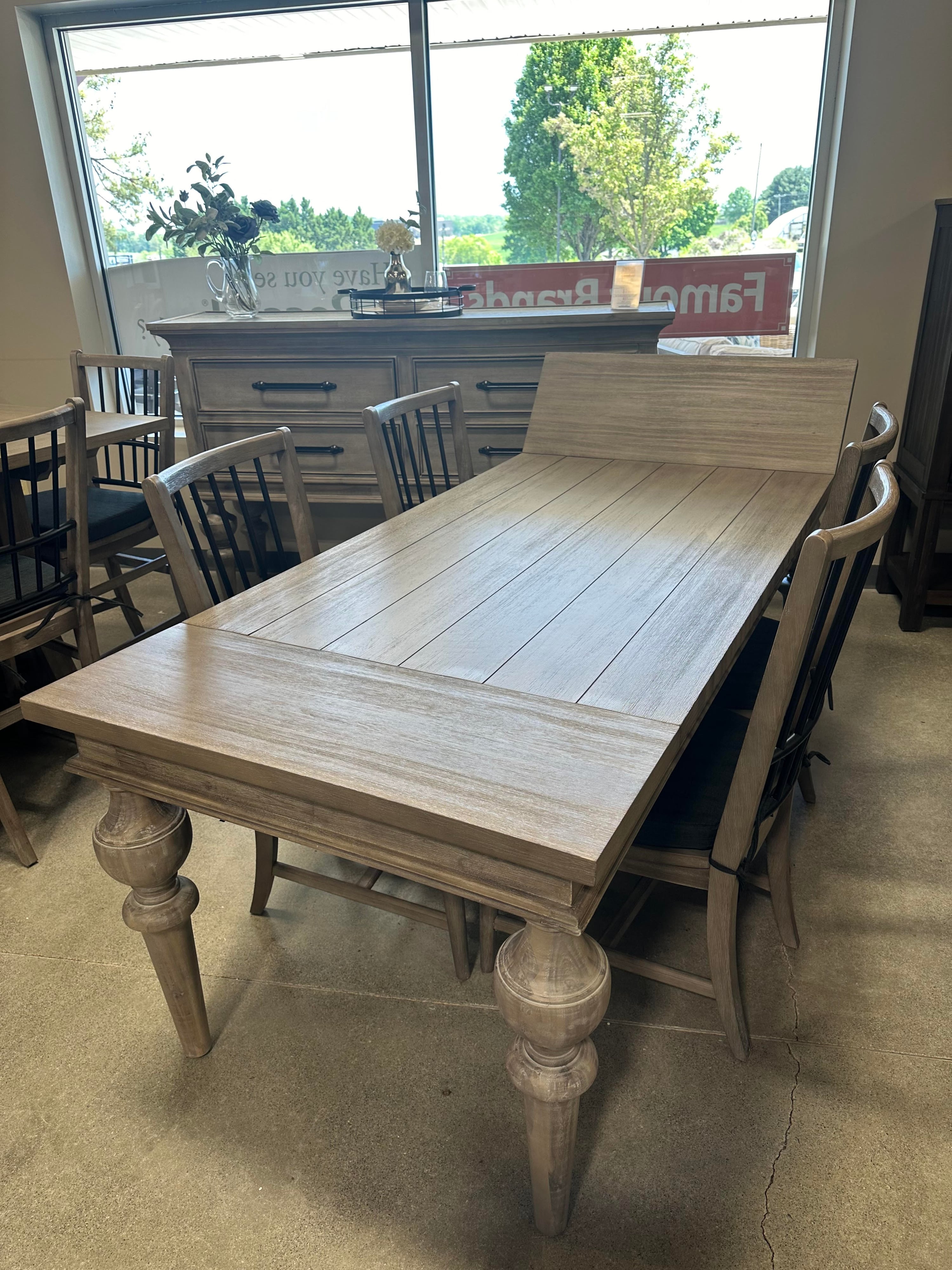 Dining Table with 4 Chairs