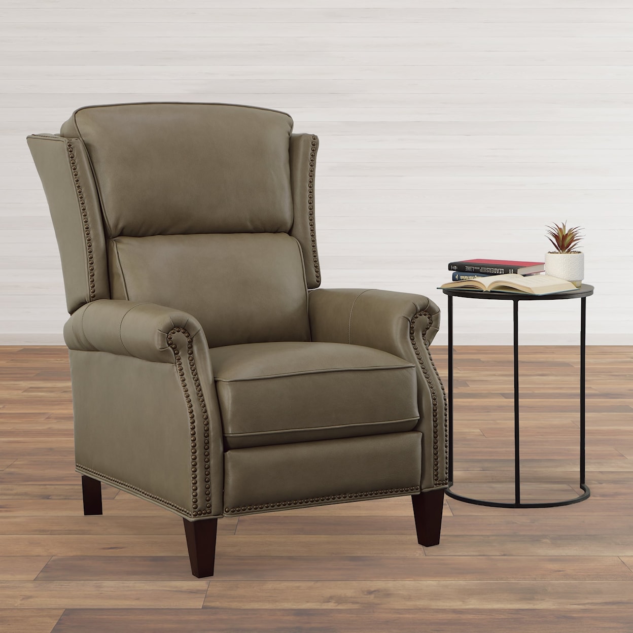 Sarah Randolph Designs 1524 Push Back Recliner