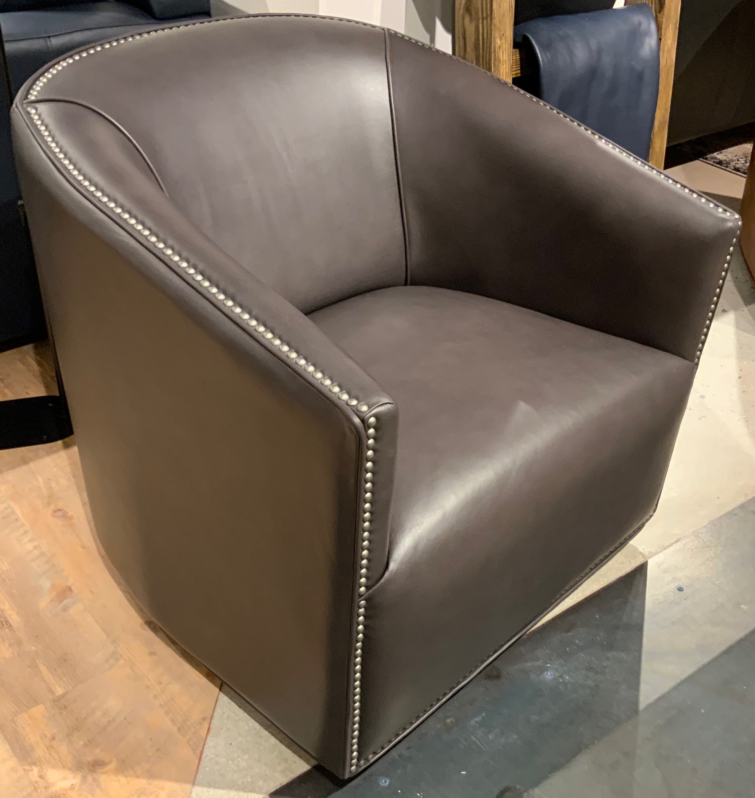Leather Barrel-Back Swivel Chair w/Nailheads