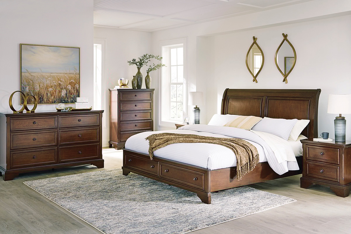 Trellington Queen Bed Set