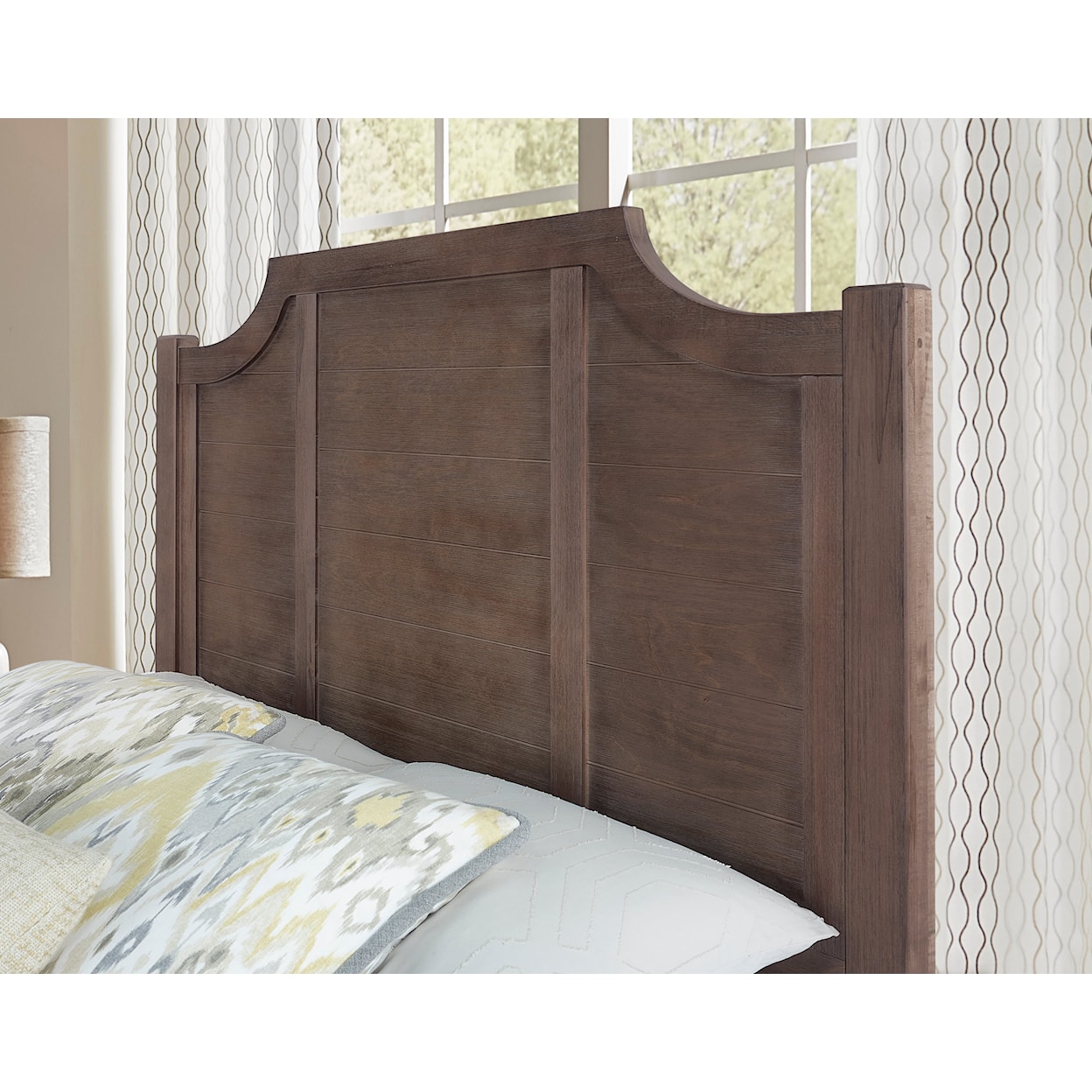 Virginia House Mt Airy King Scalloped Storage Bed