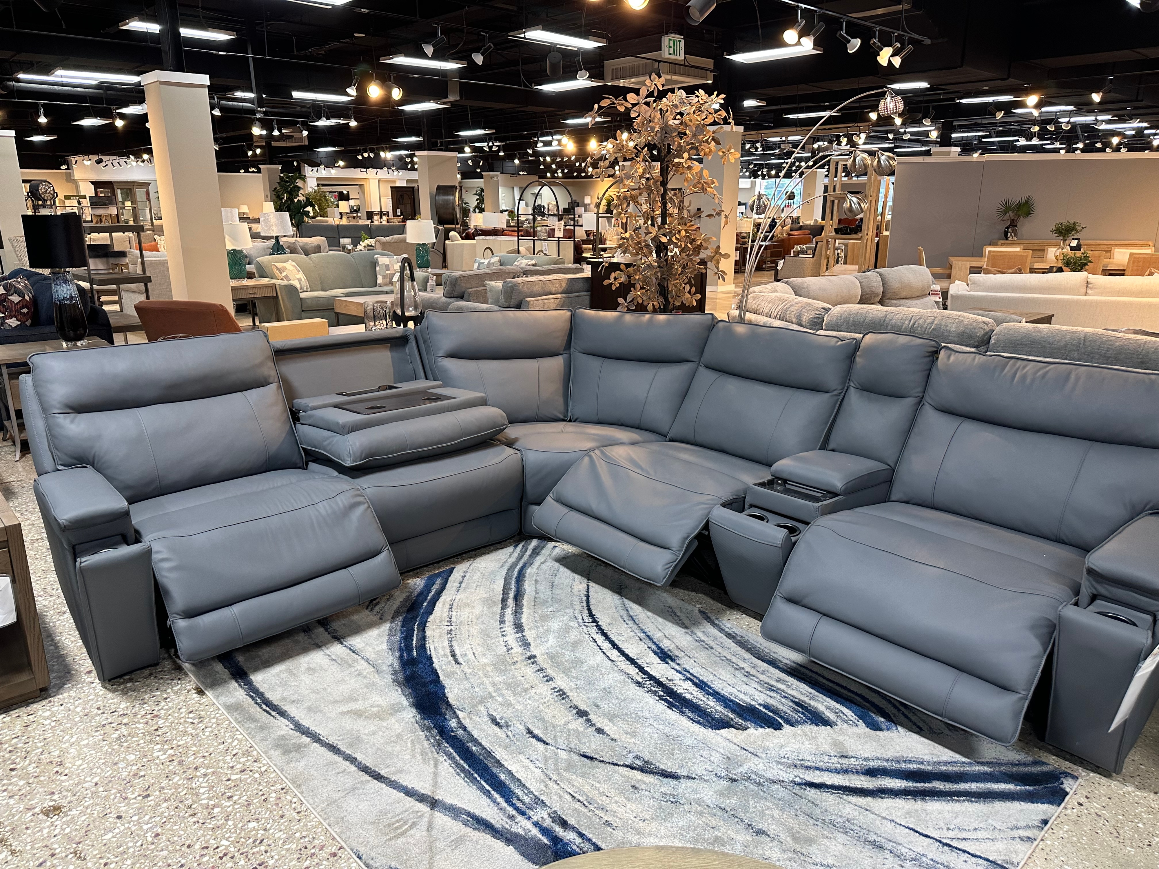 6PC PWR Reclining Sectional w/ Music