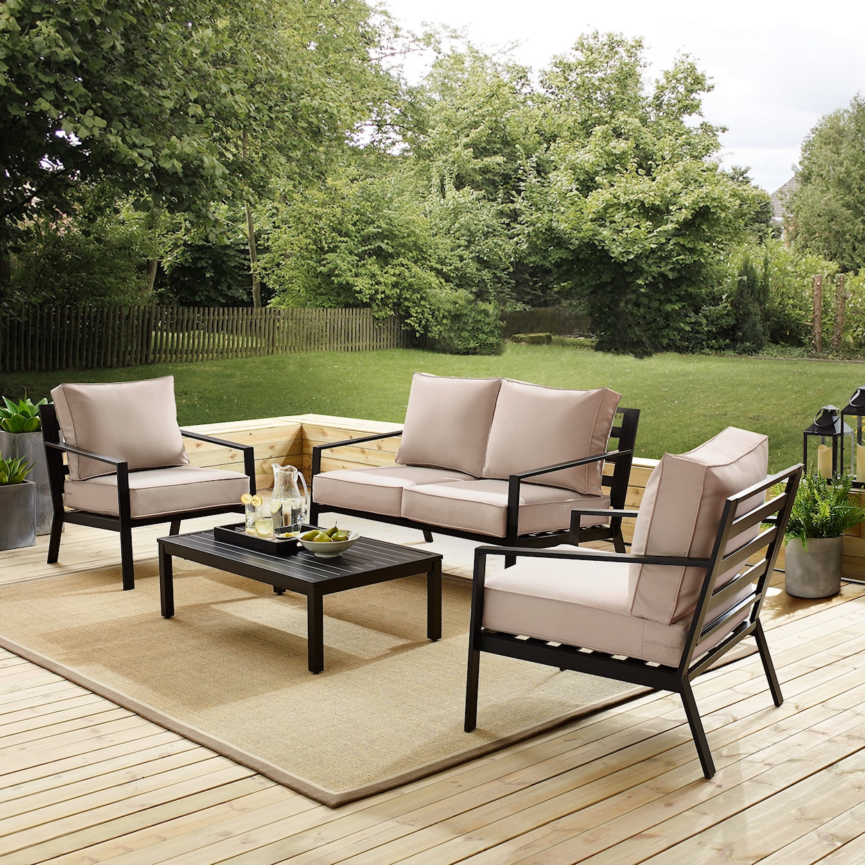 Accentrics Home Outdoor Slat Back Outdoor Set