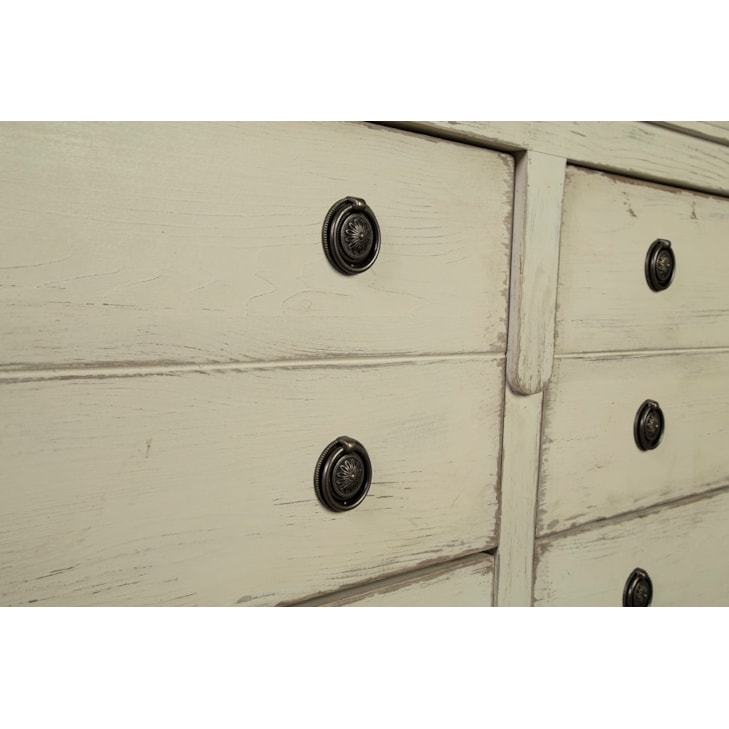 Furniture Classics Furniture Classics Brookside Chest