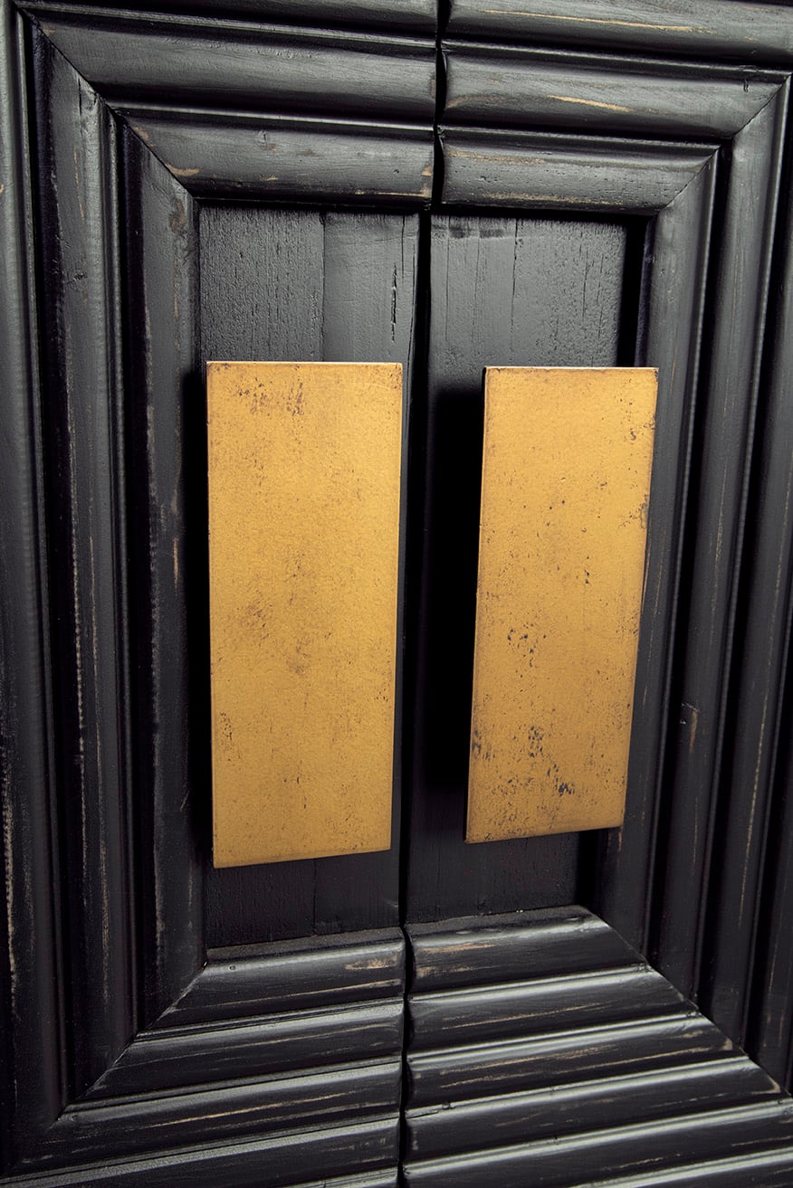 Furniture Classics Furniture Classics Othello Server