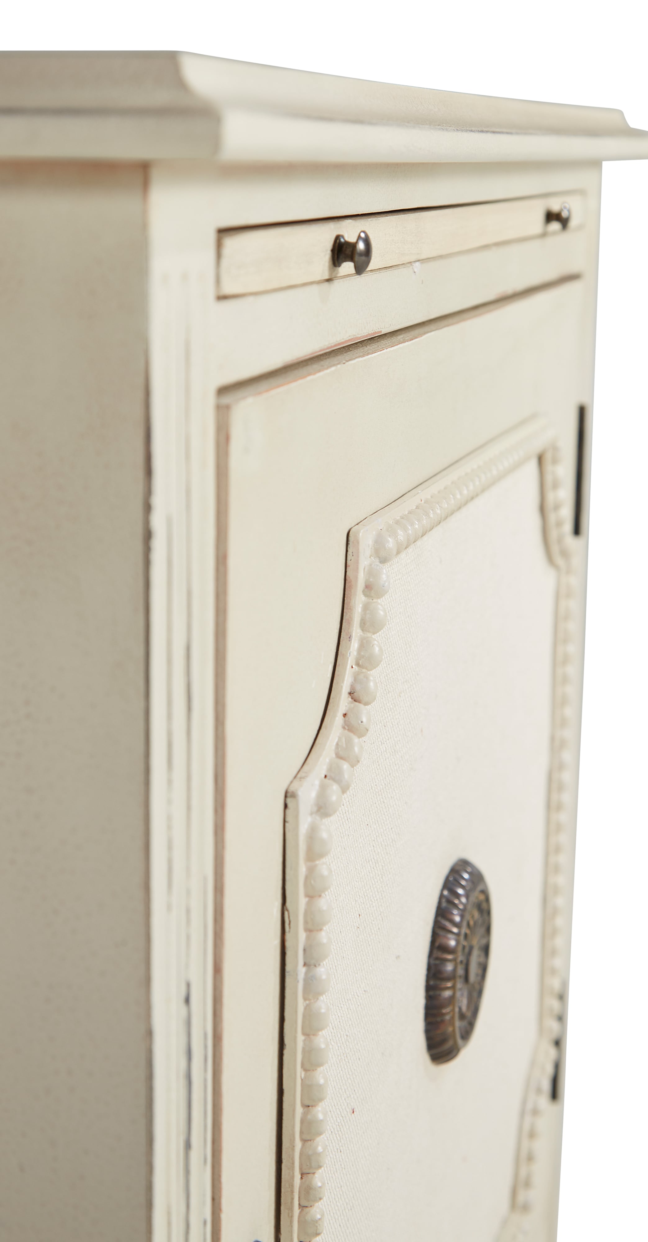 Furniture Classics Furniture Classics Linen & Beaded Front End Table