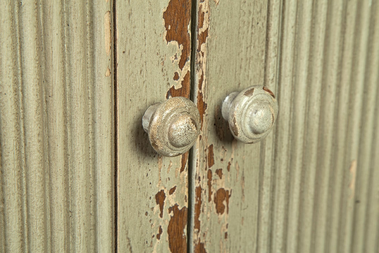 Furniture Classics Furniture Classics Kentwood Sideboard