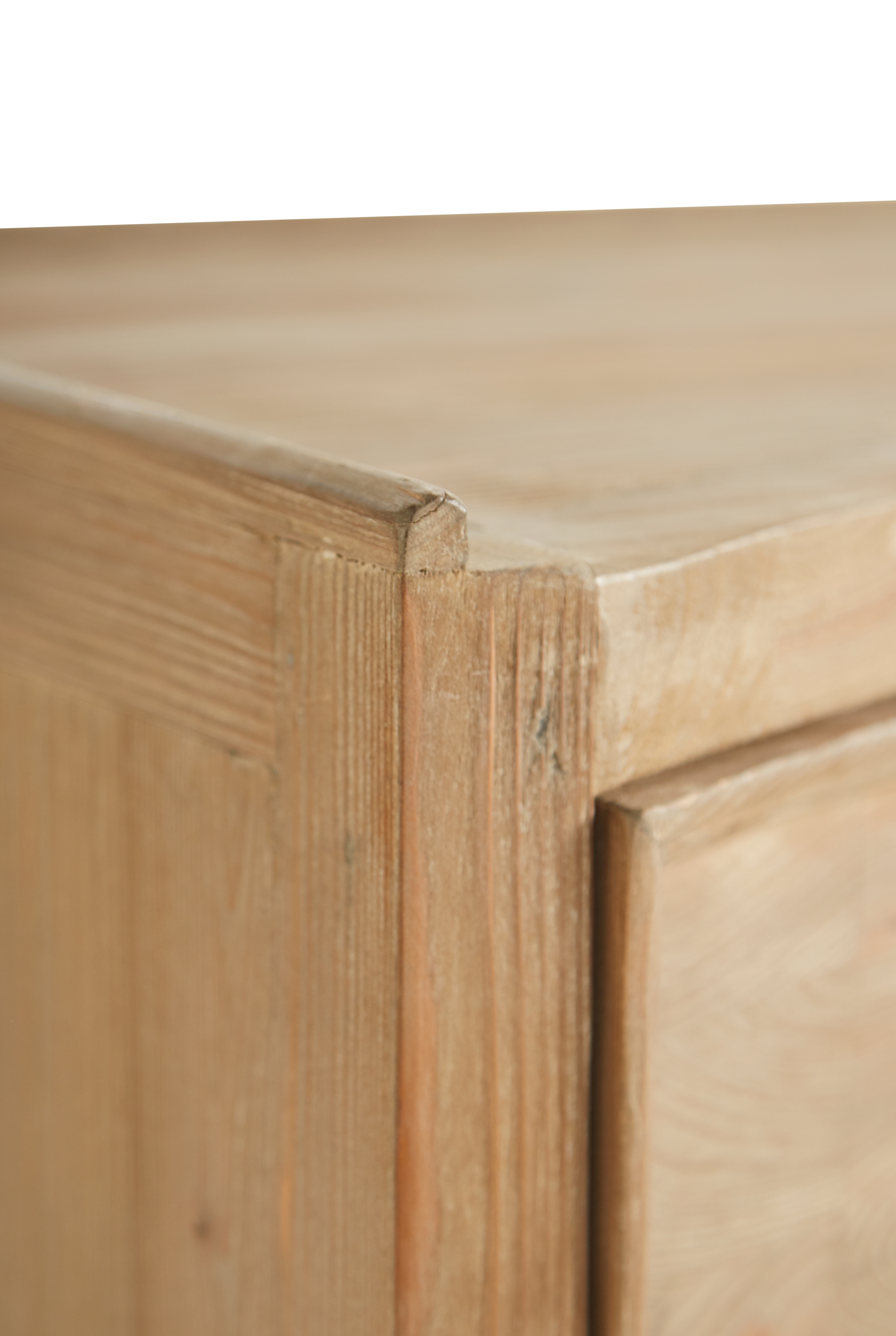 Furniture Classics Furniture Classics Styx Double Crescent Chest