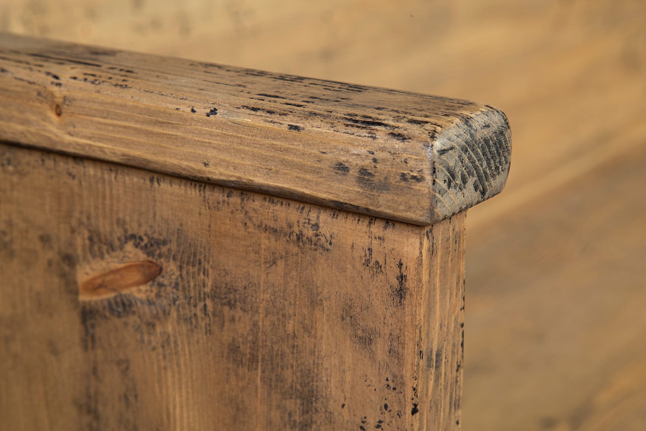 Furniture Classics Furniture Classics Holland Settee