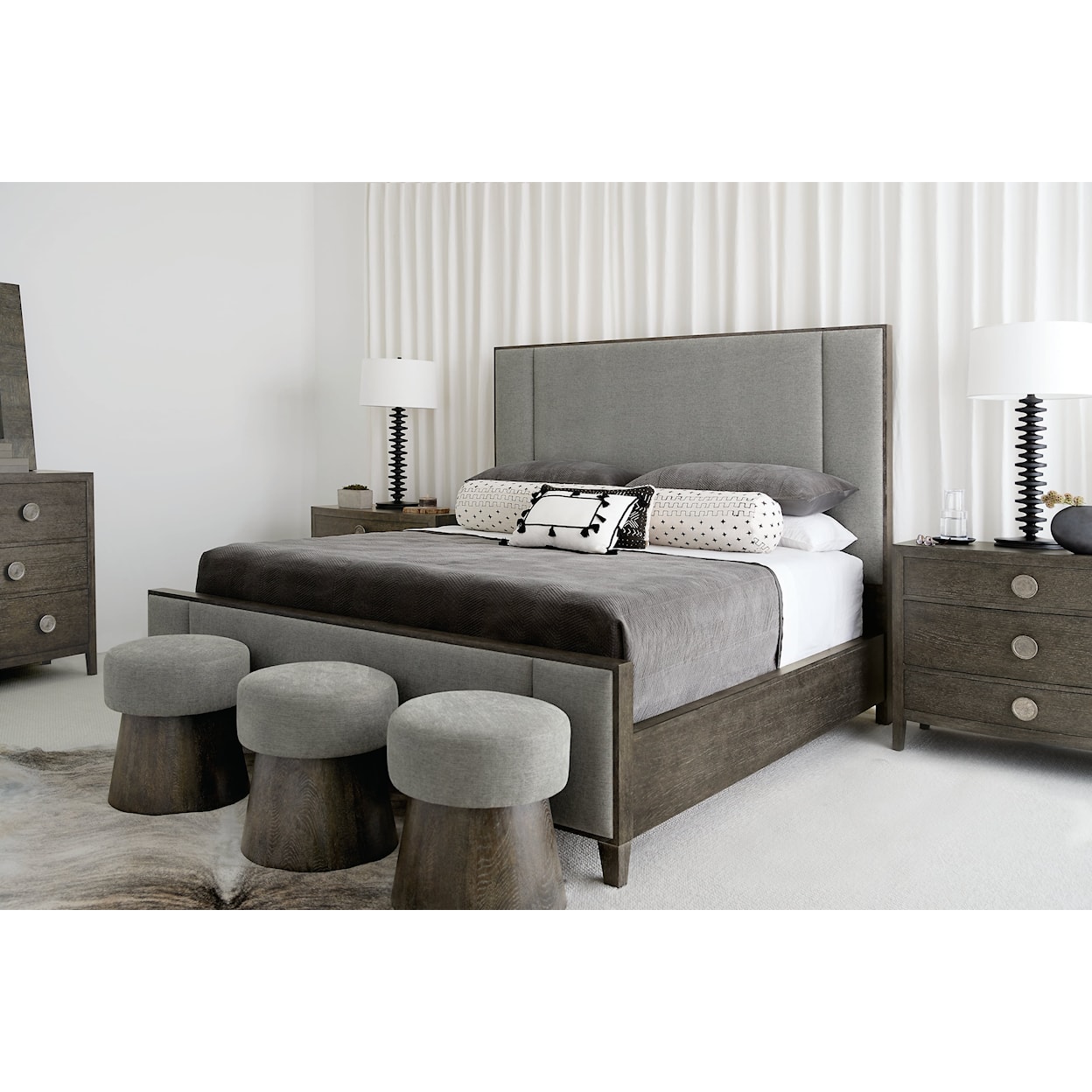 Bernhardt Linea Queen Panel Bed