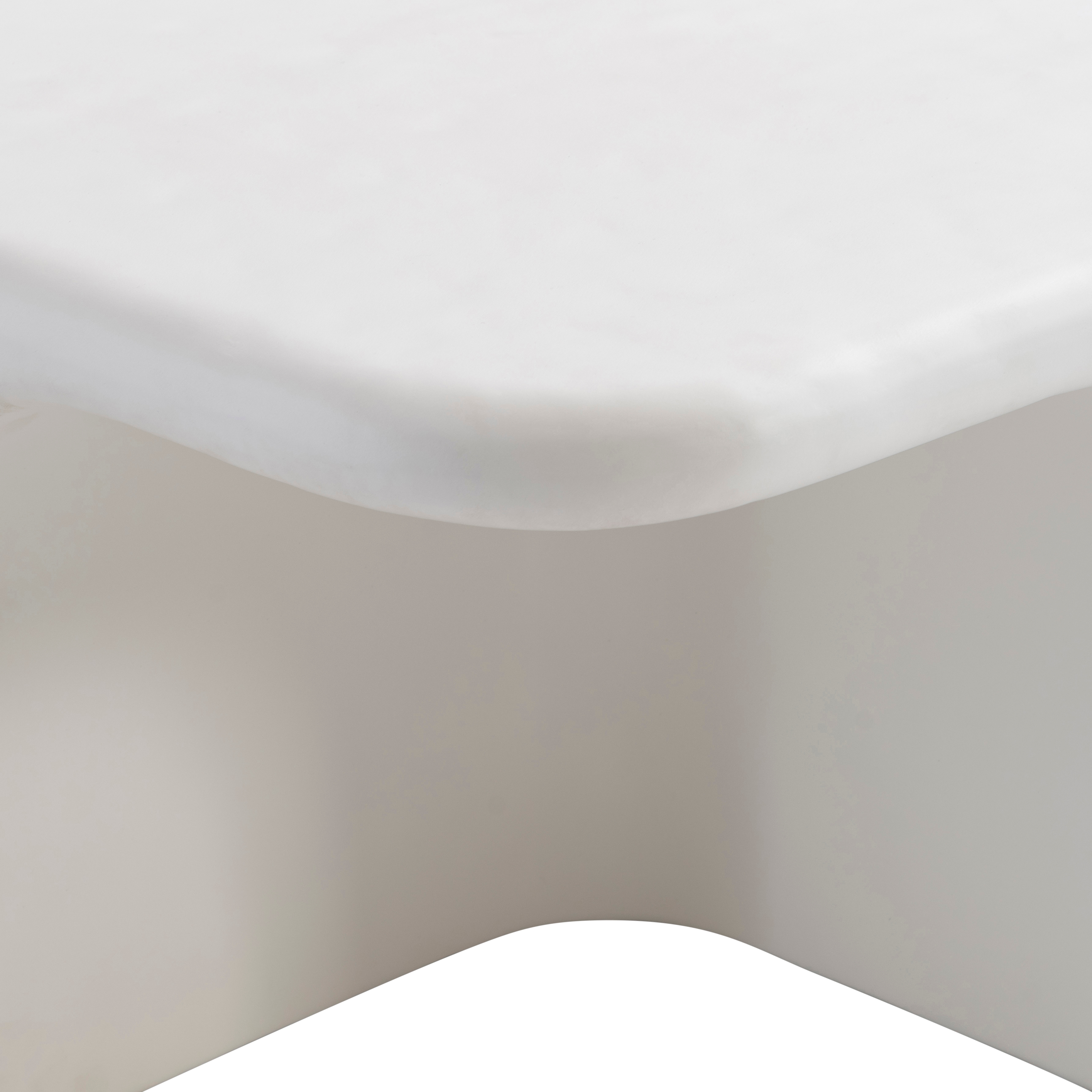 Bernhardt Bernhardt Exteriors Sculptural Outdoor Cocktail Table