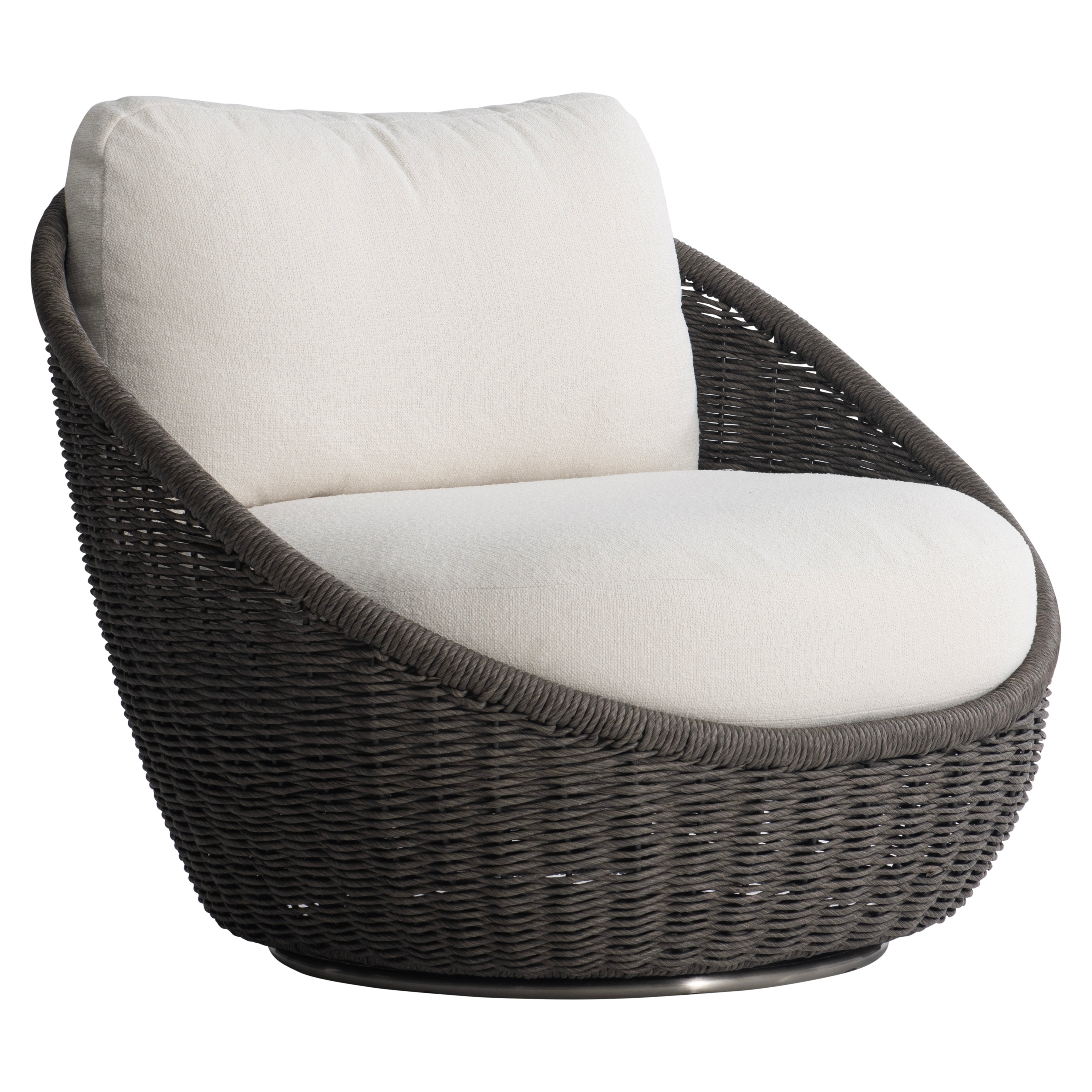 Woven Outdoor Papasan Swivel Chair