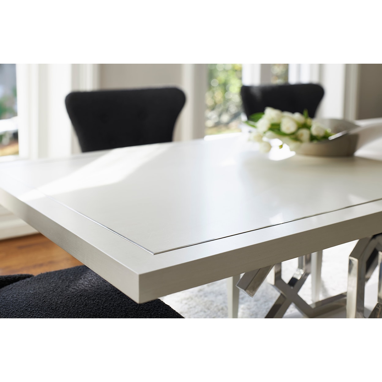 Bernhardt Silhouette Silhouette Dining Table