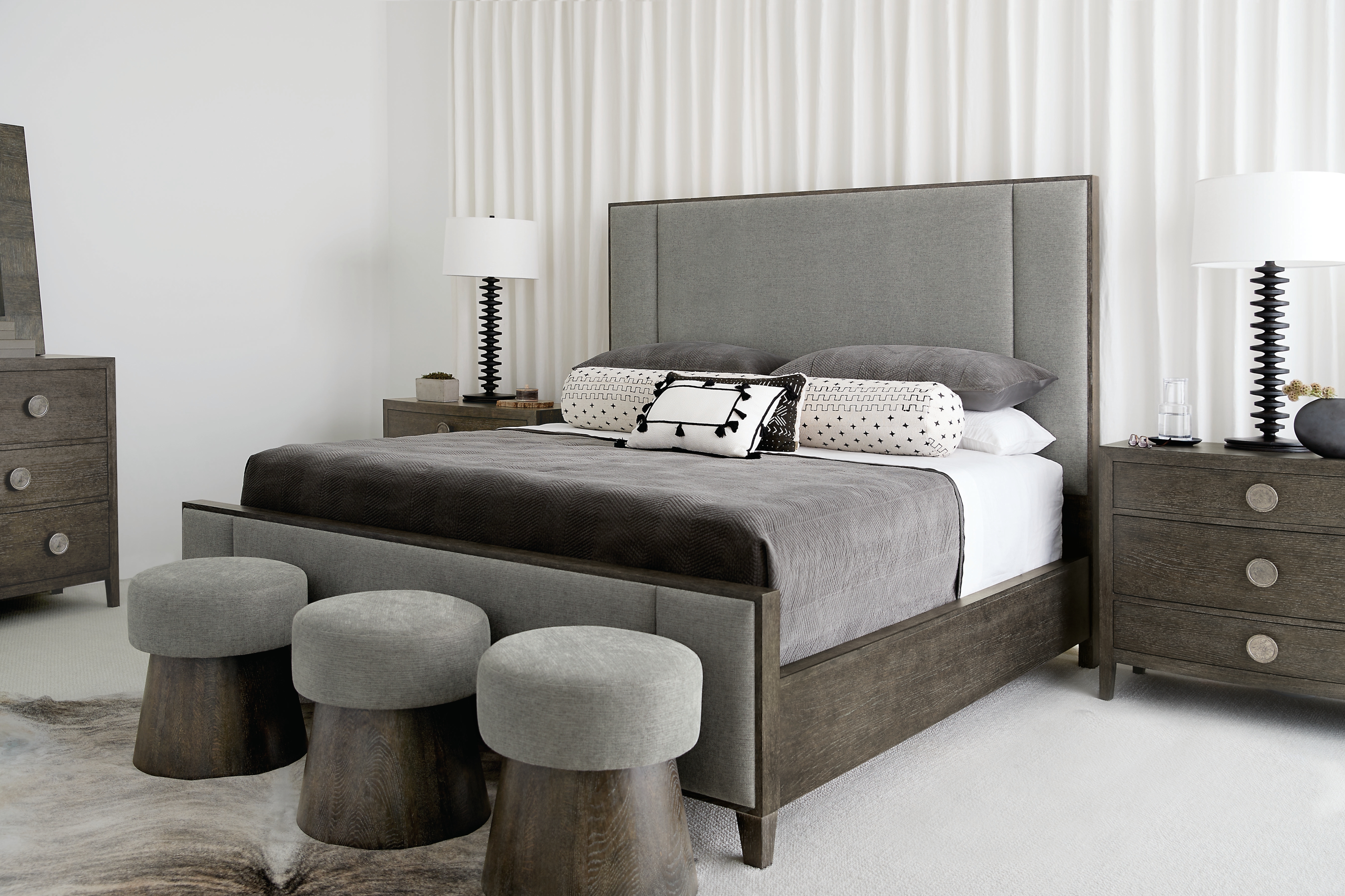 Linea Bench