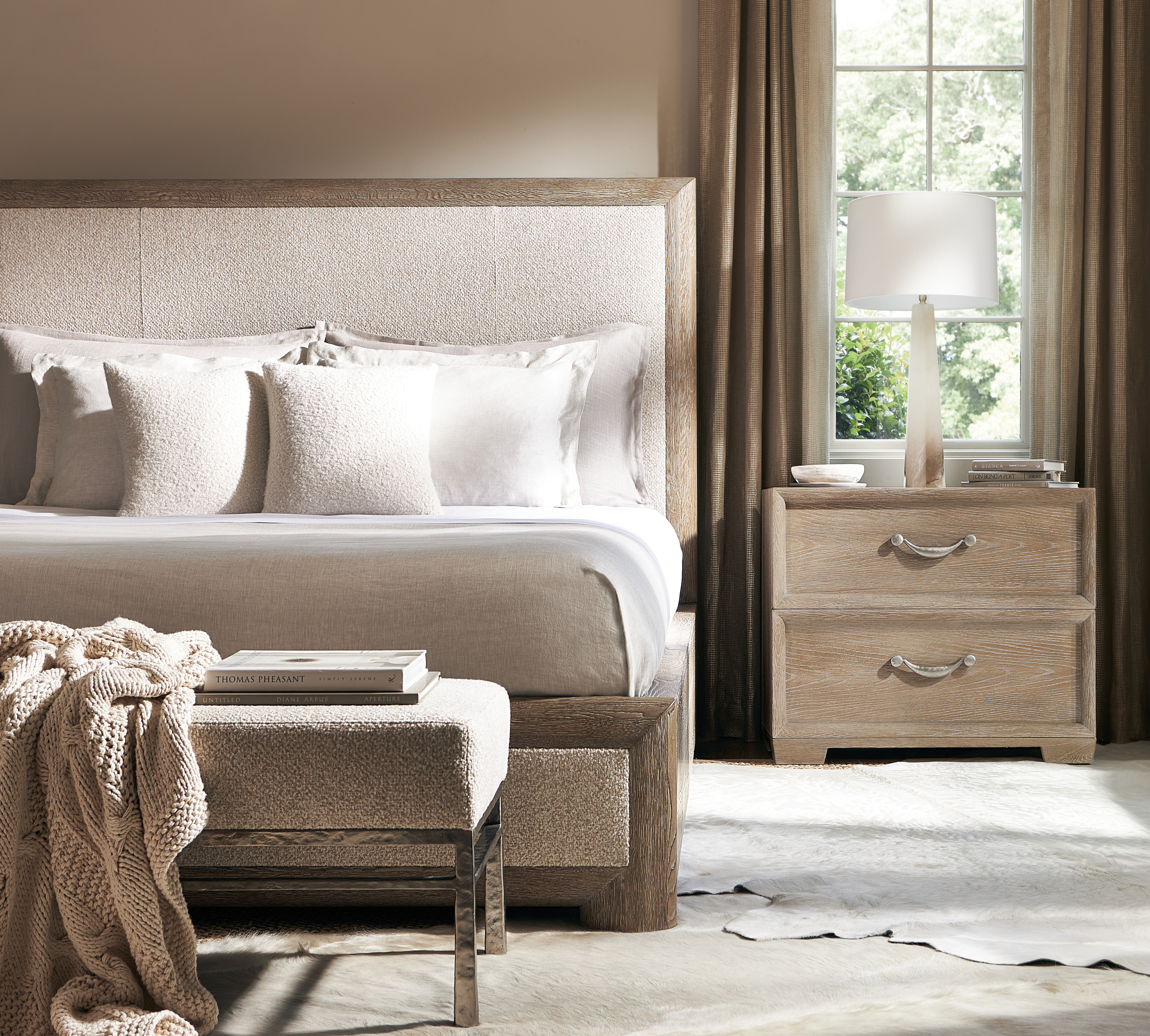 Bernhardt Aventura Aventura Panel Bed King