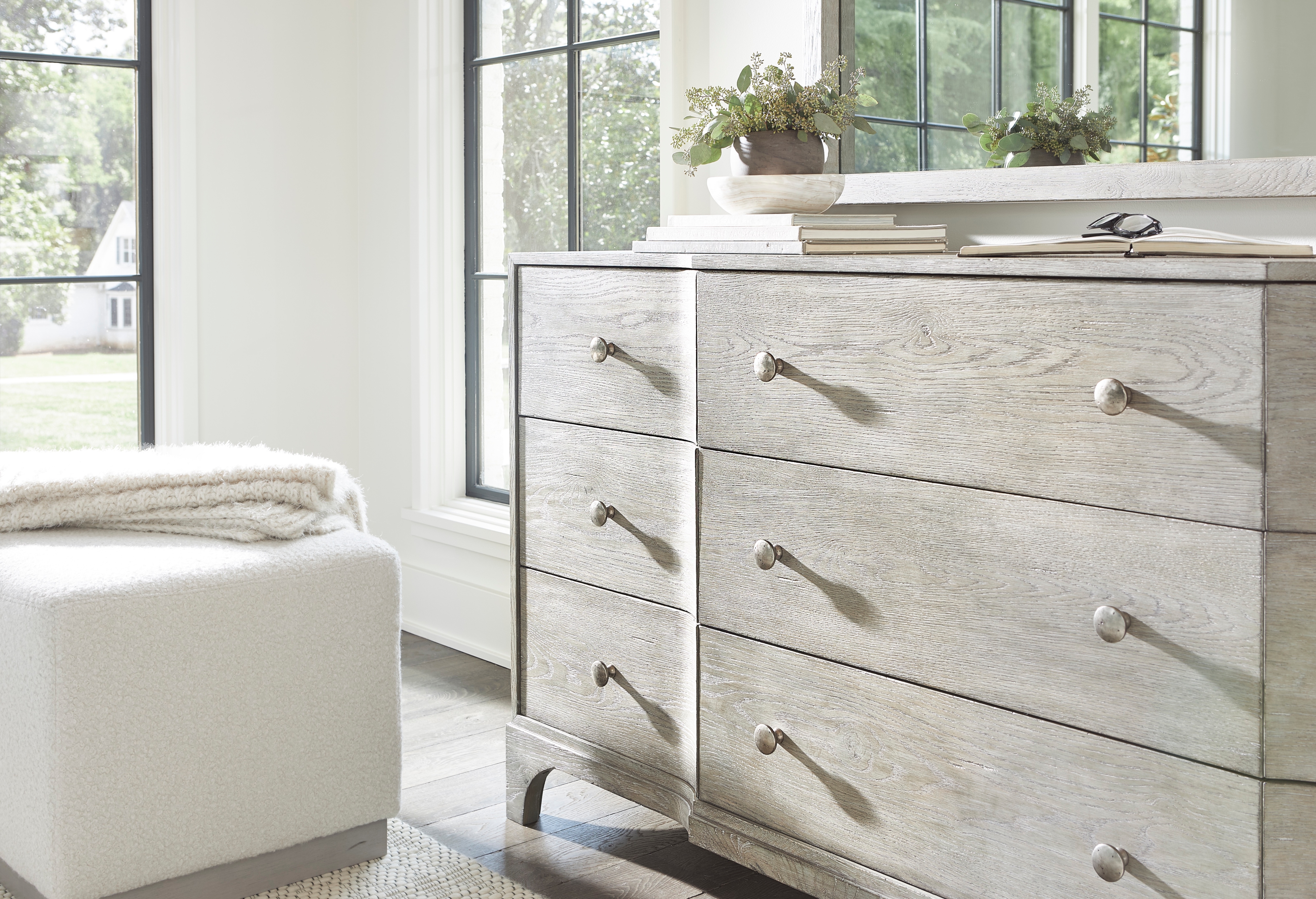 Bernhardt Albion Dresser
