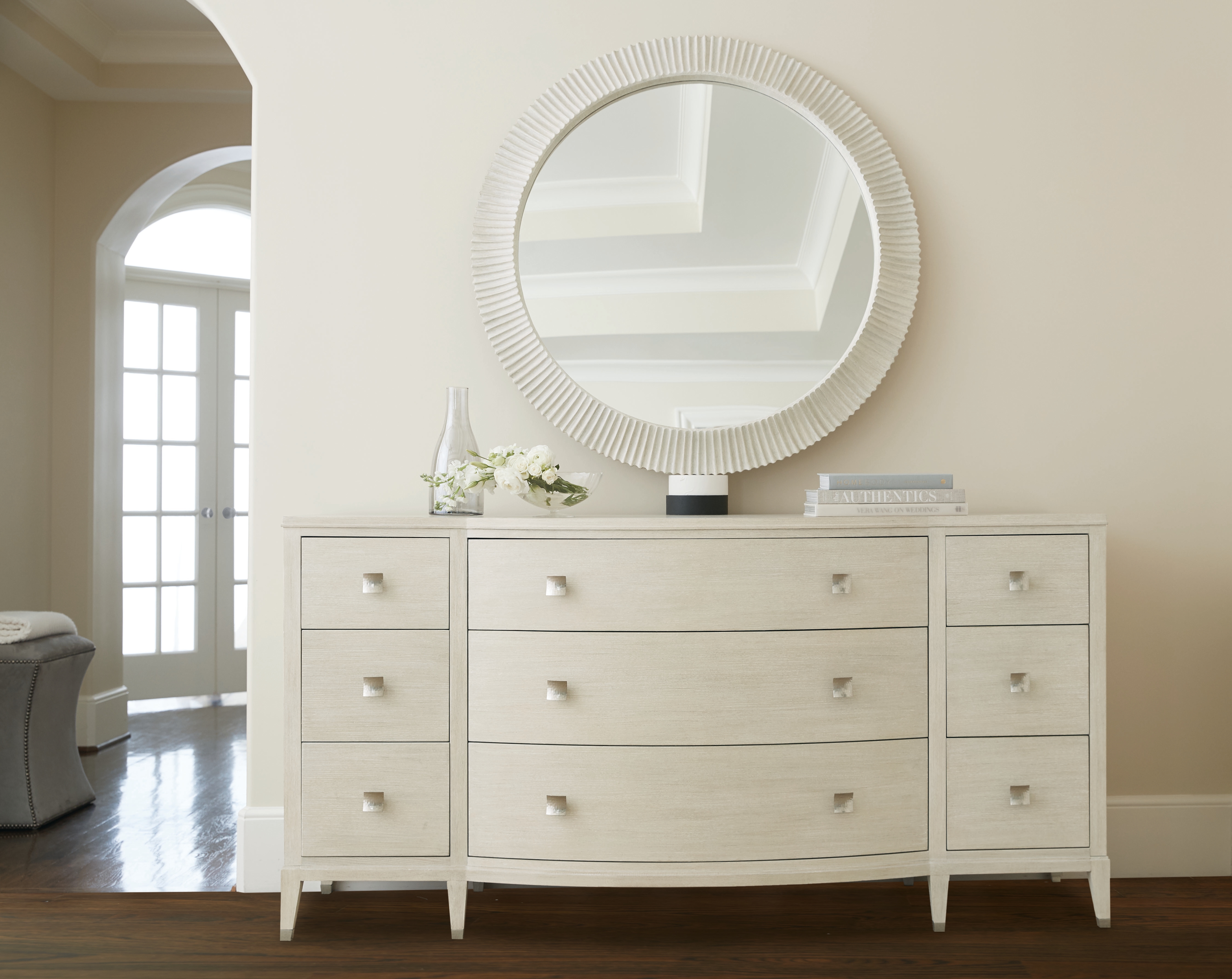 Bernhardt East Hampton 9-Drawer Dresser