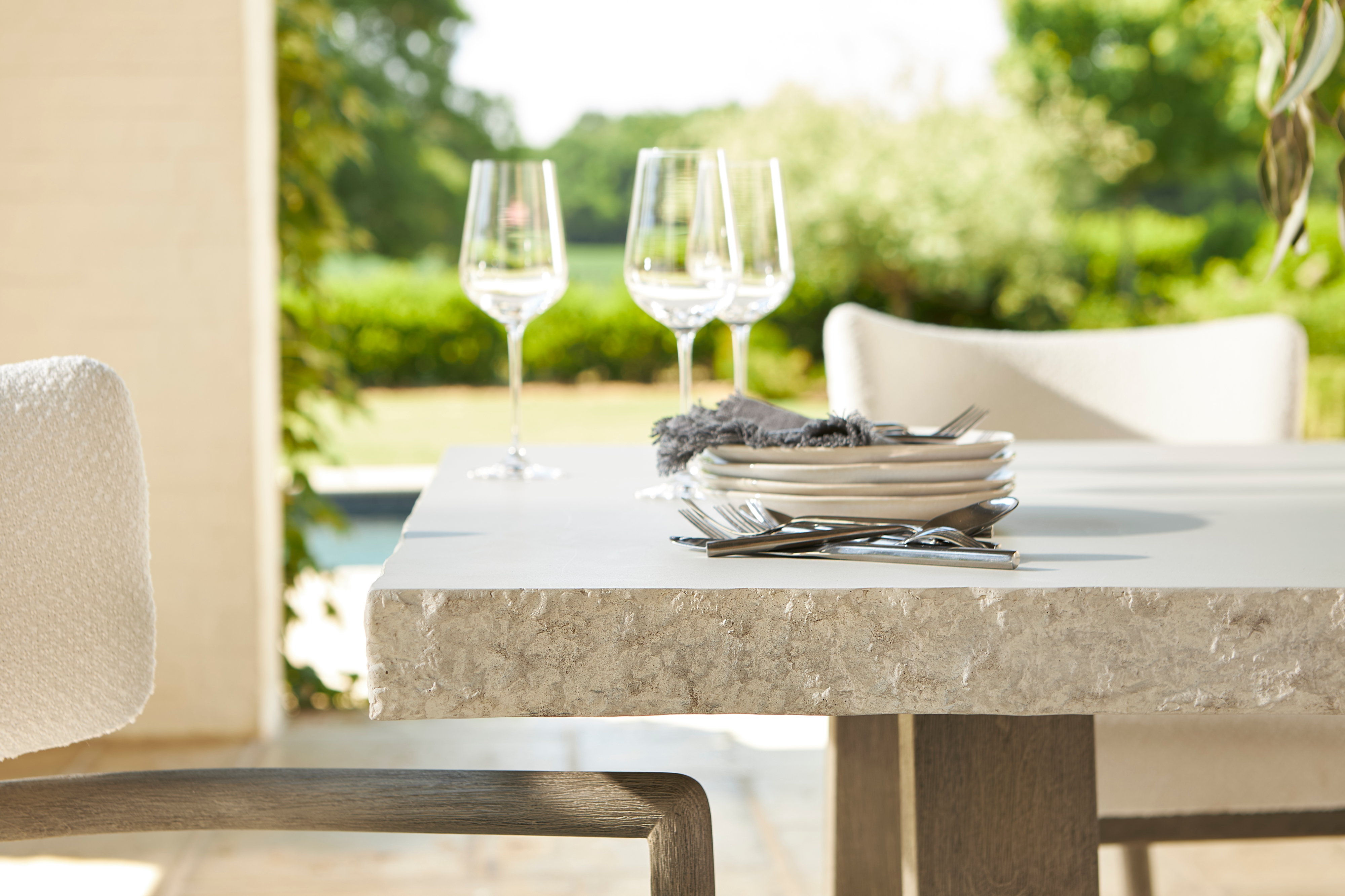Bernhardt Bernhardt Exteriors Trouville Outdoor Dining Table