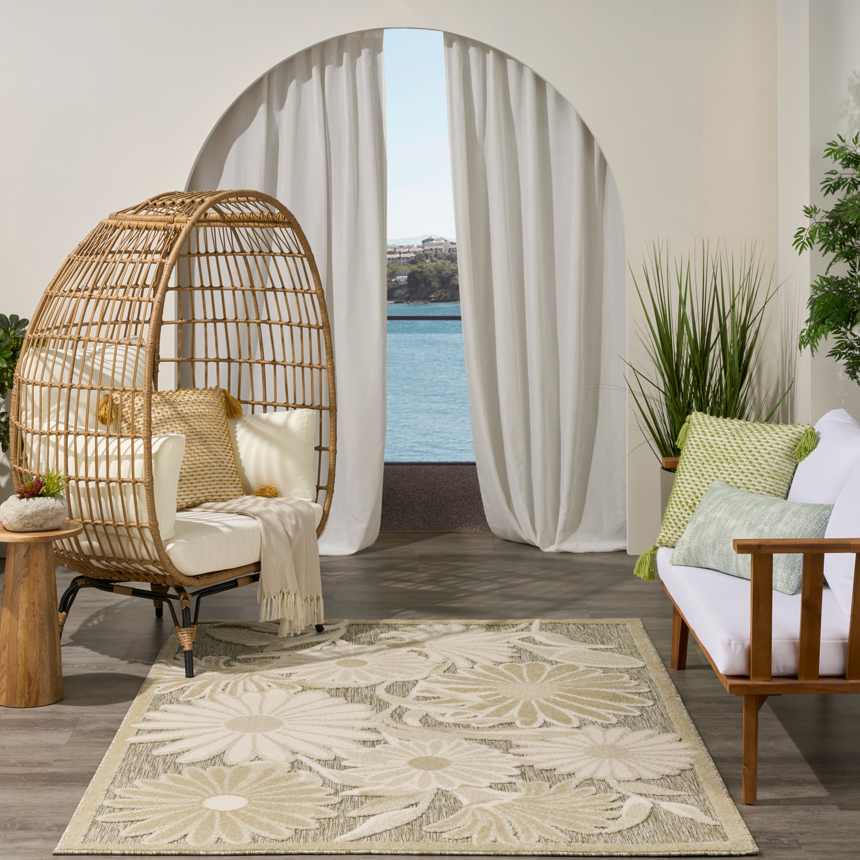 Nourison Aloha 3'6" X 5'6"