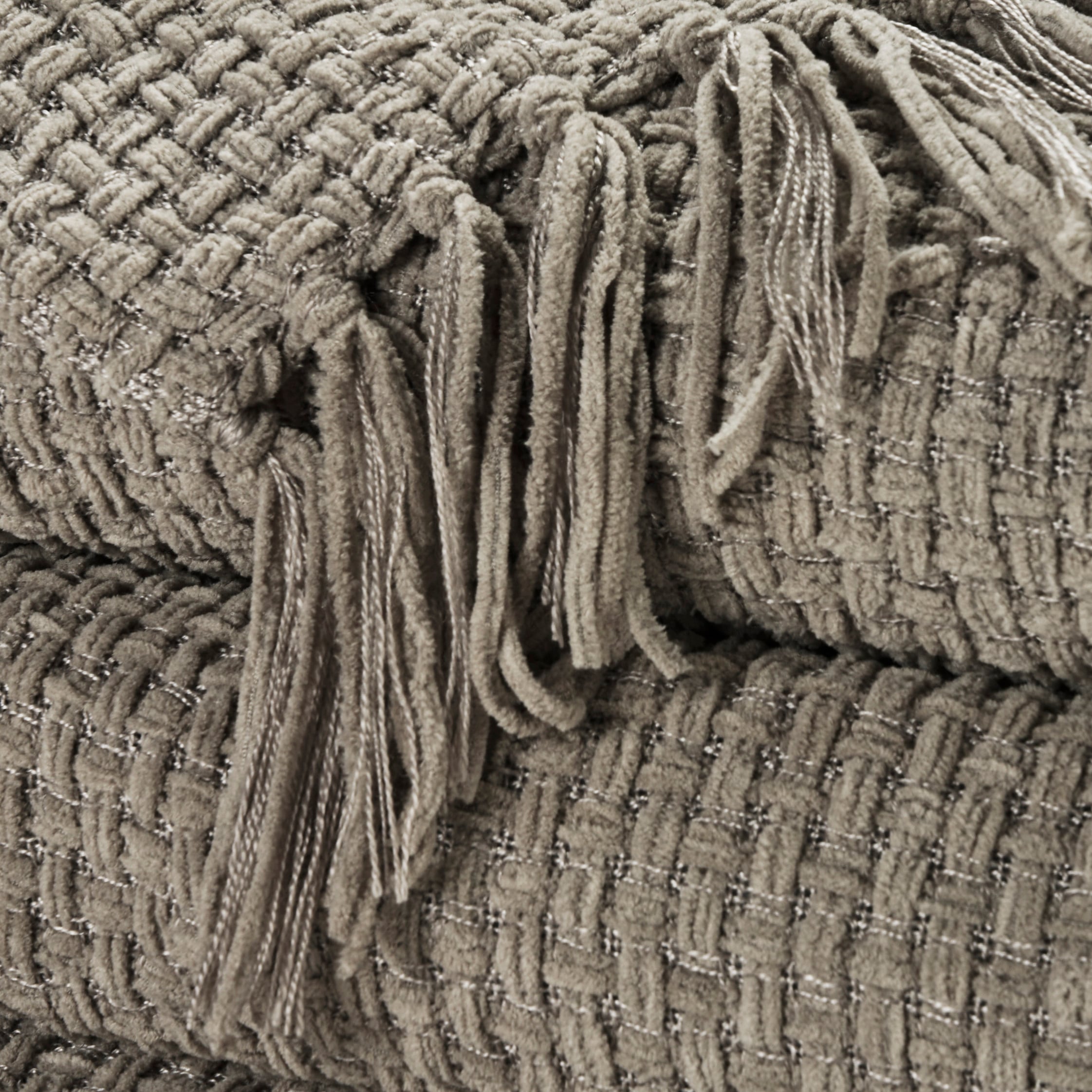 Nourison Lifestyle 70" x 103" Throw blankets