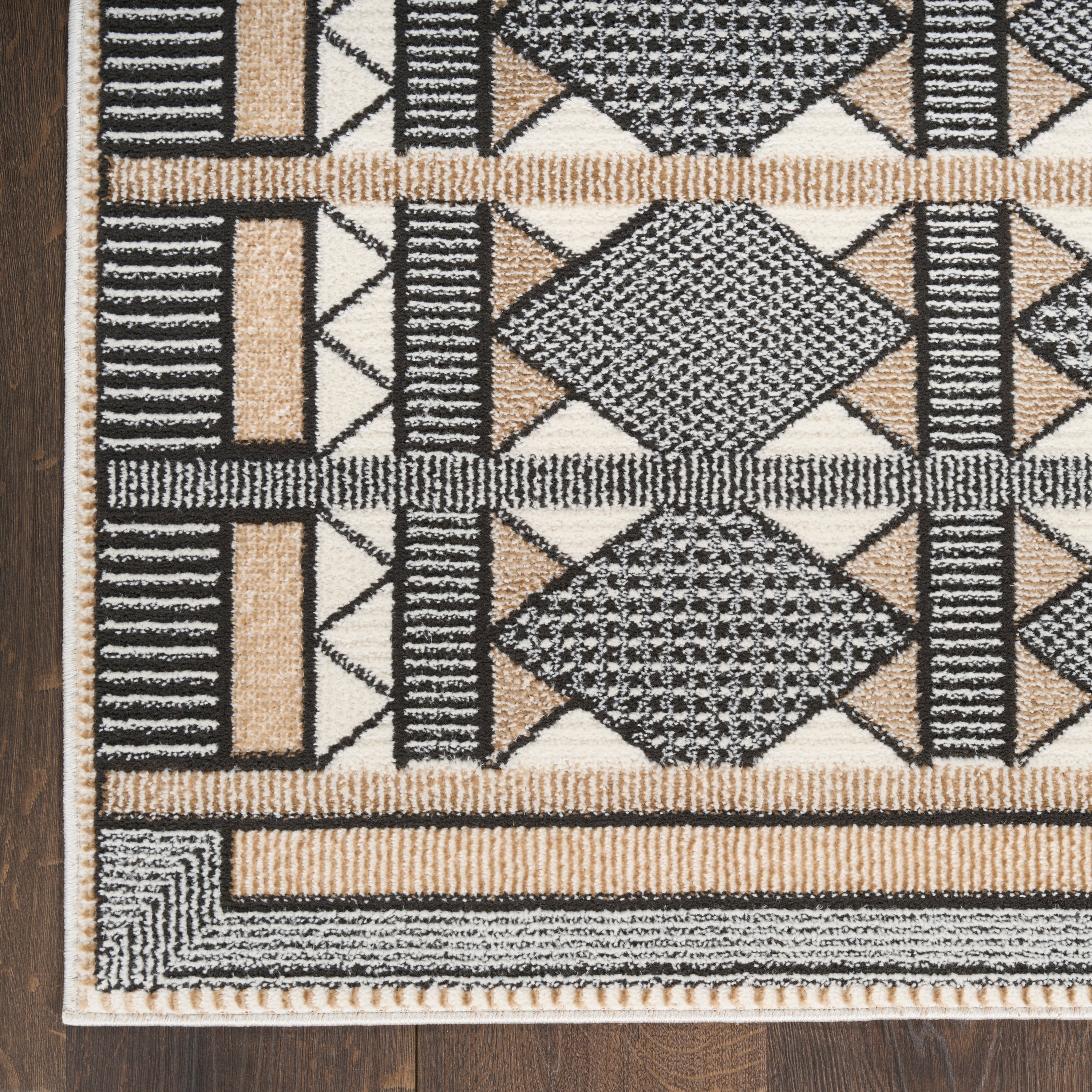 Nourison Nordic 5' X 7'  Rug