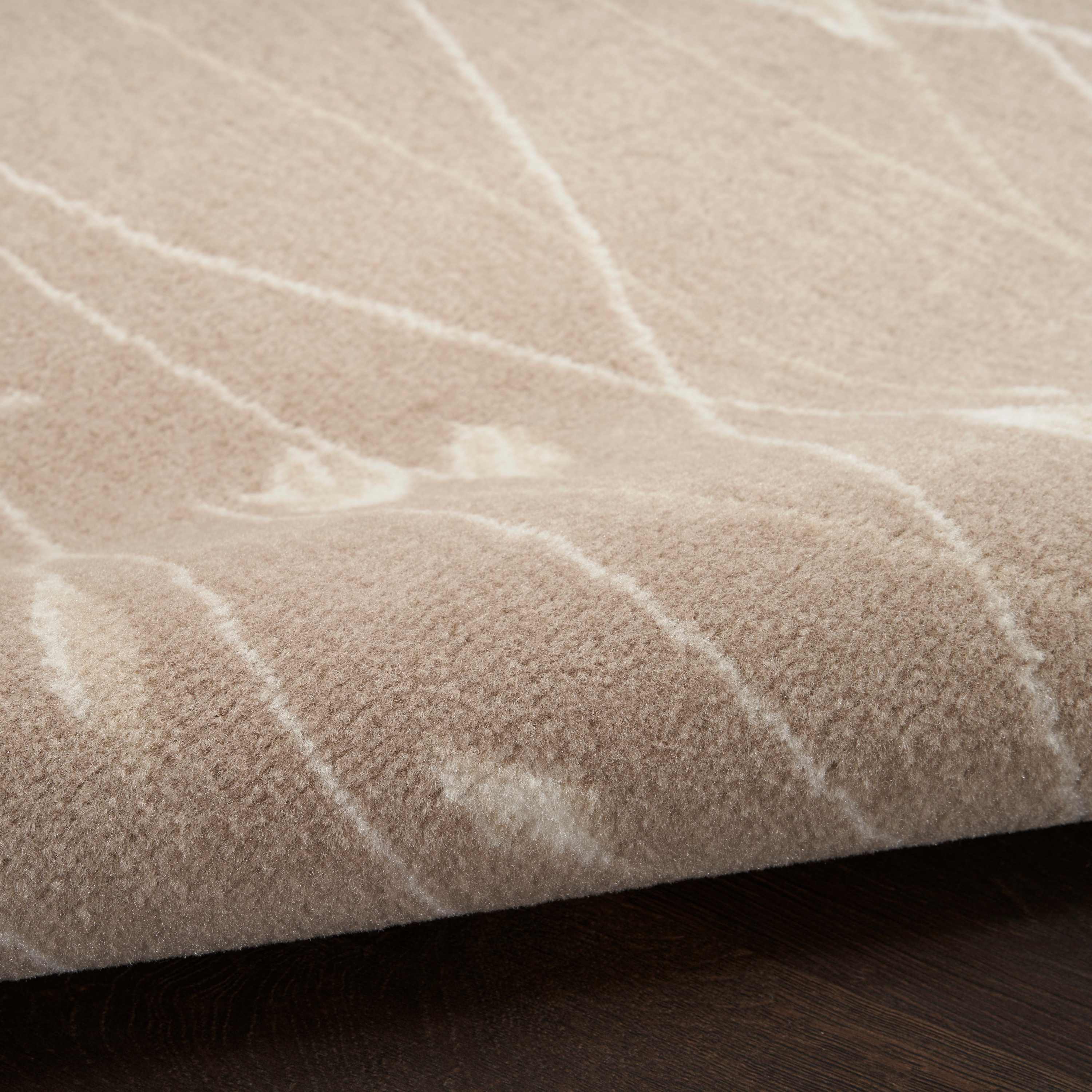 Nourison Grafix 7' X 10'
