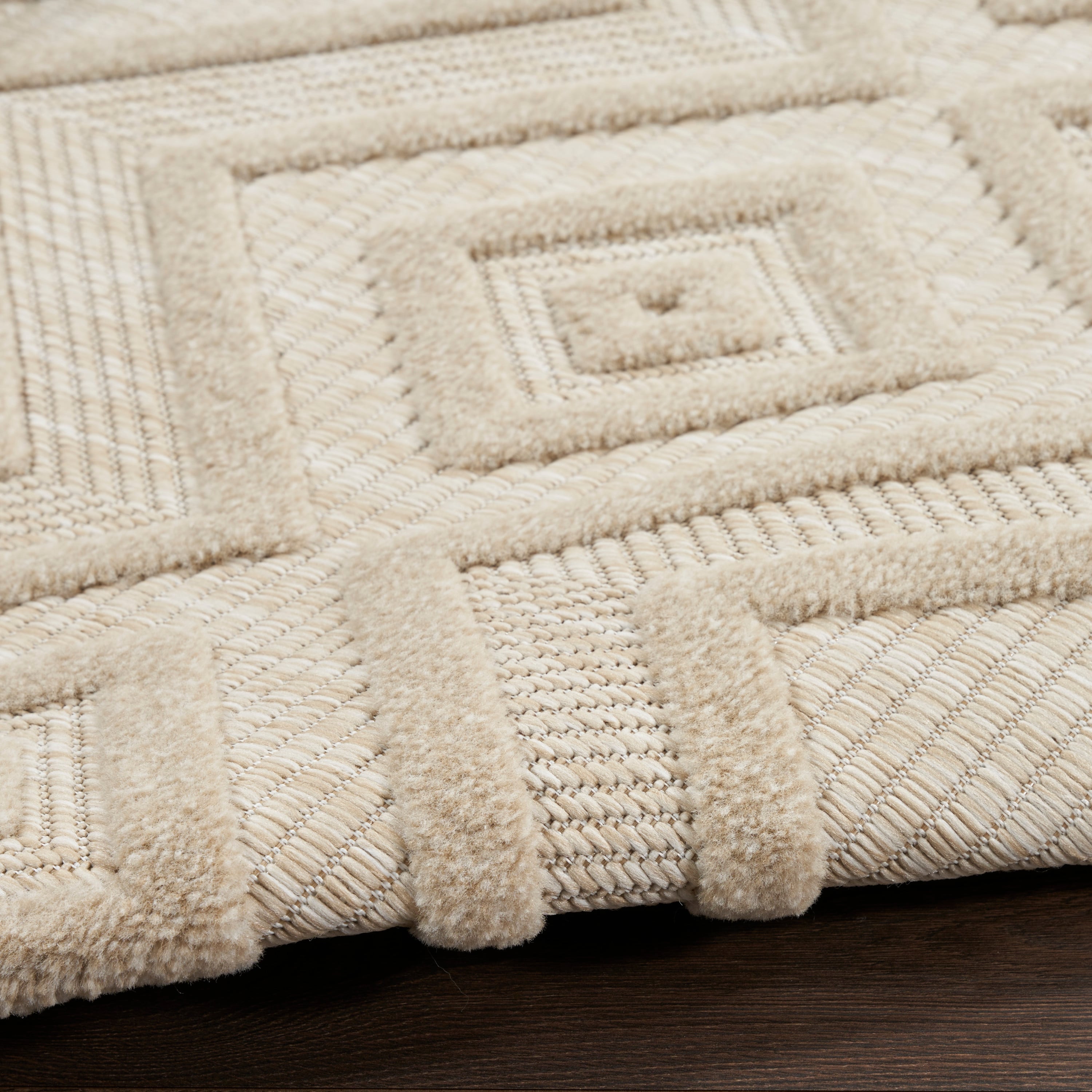 Nourison Versatile 4' Round  Rug