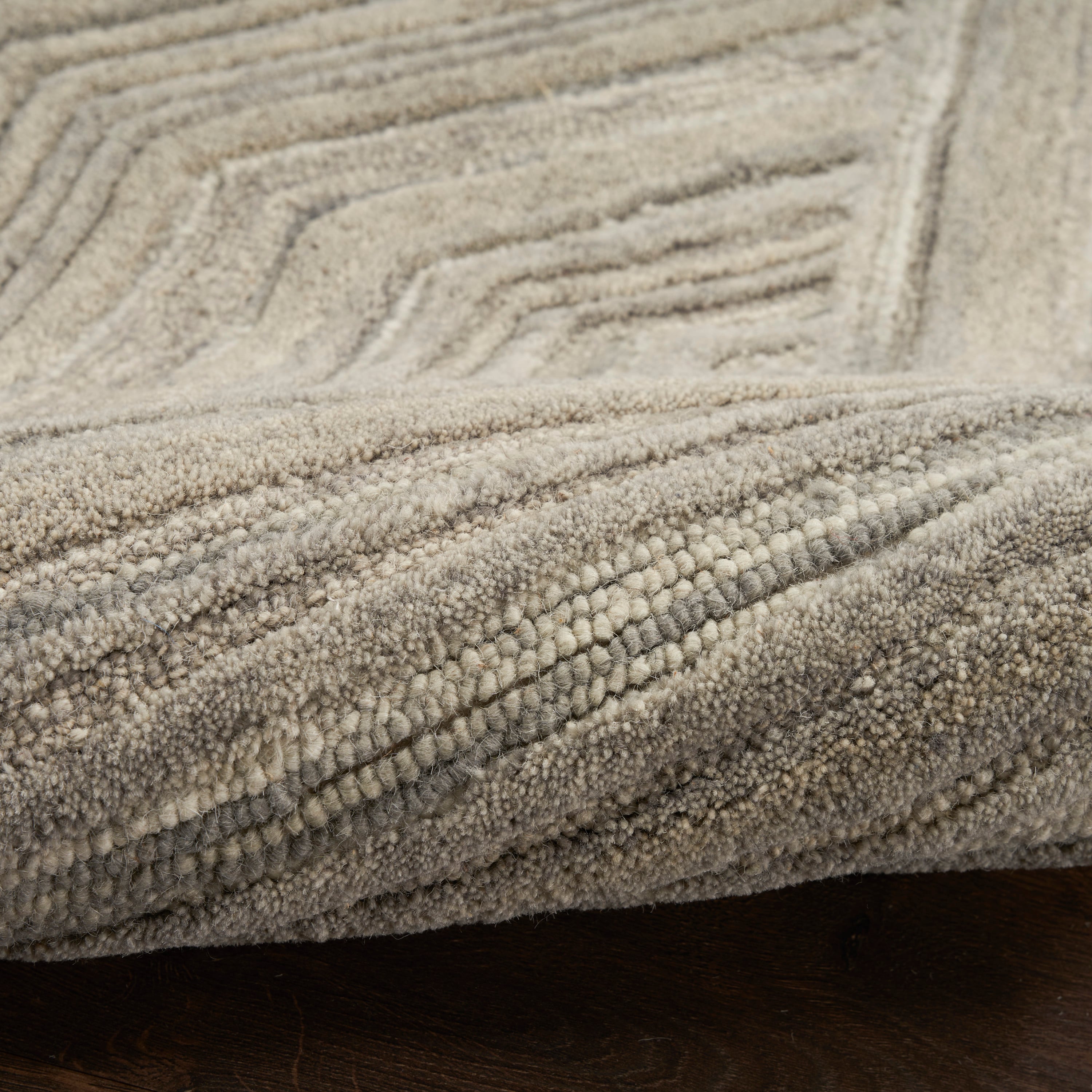 Nourison Graceful 5'3" X 7'3"  Rug