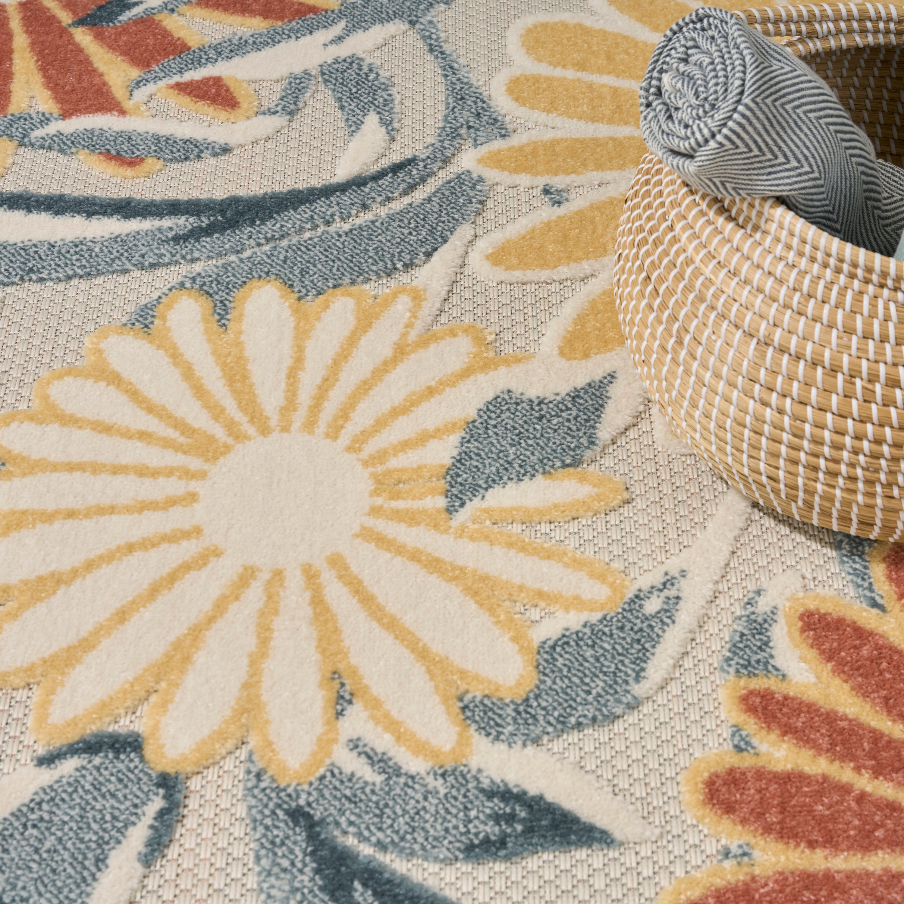 Nourison Aloha 5'3" X 7'5"