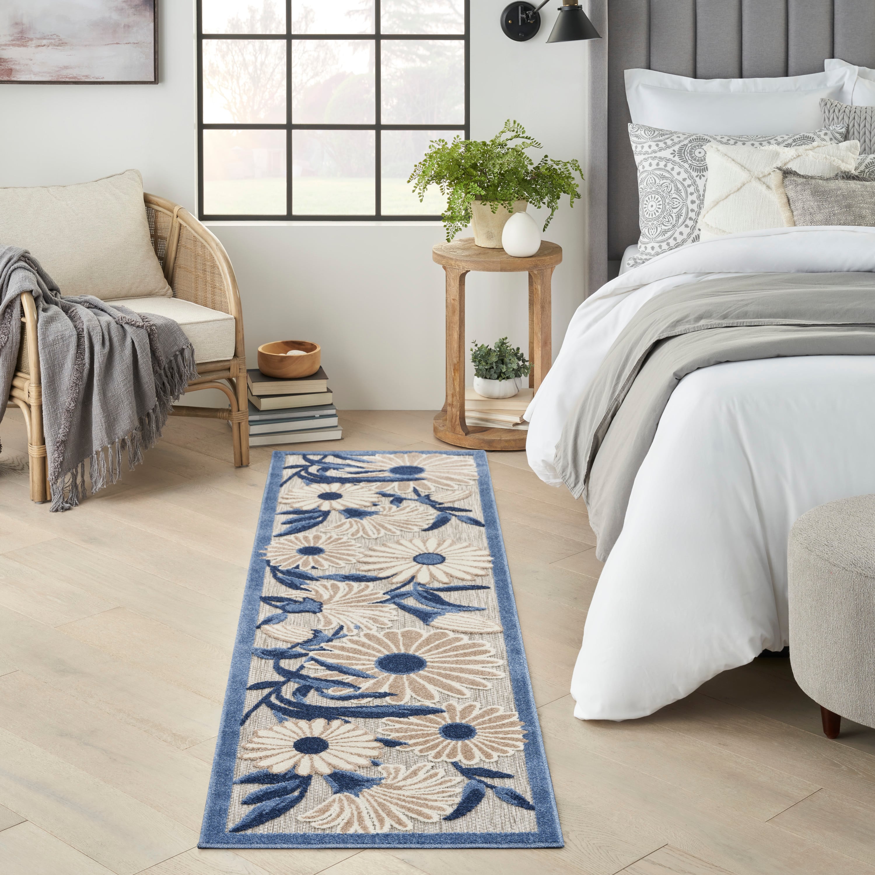 Nourison Aloha 2' X 6'  Rug