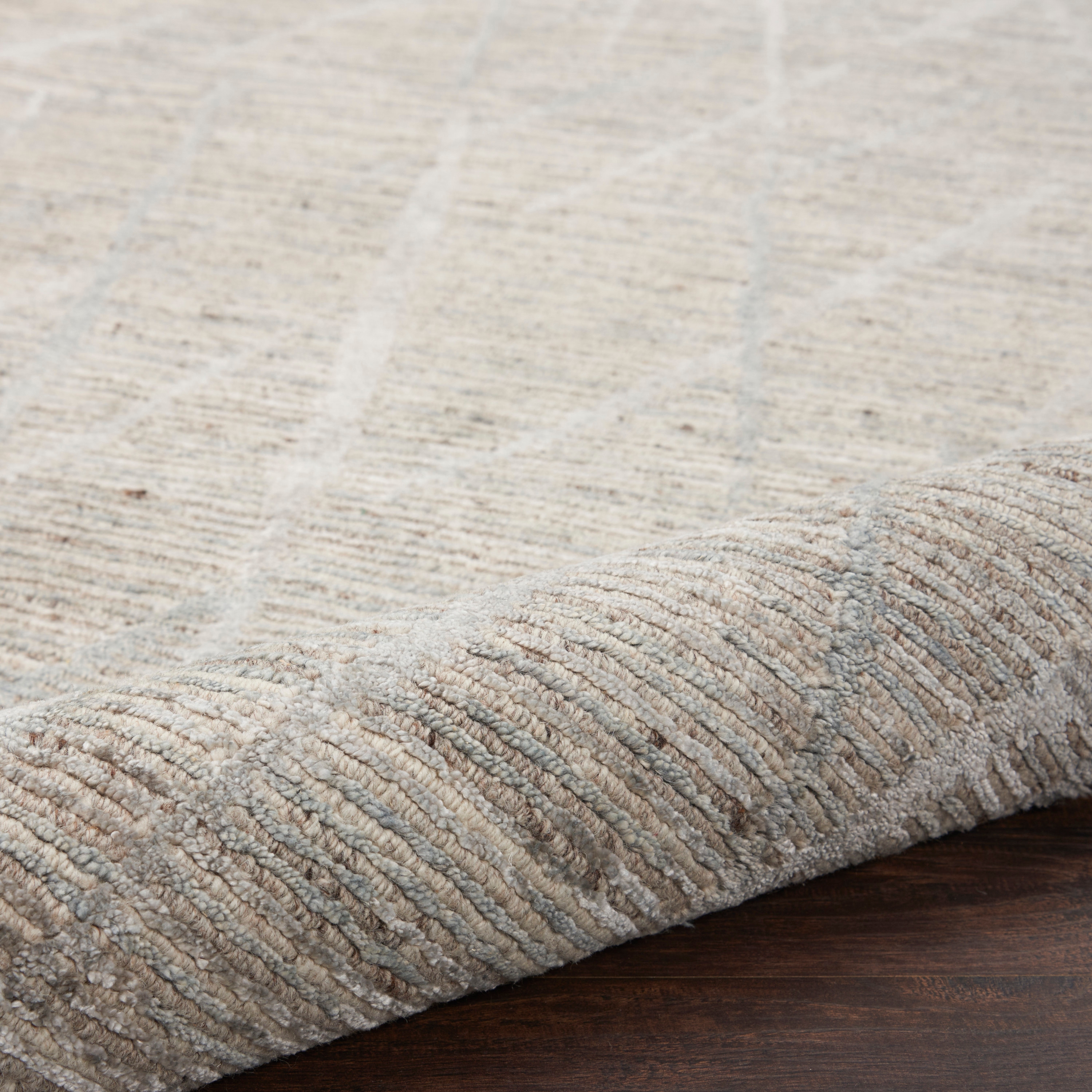 Nourison Ocean 7'9" X 9'9"