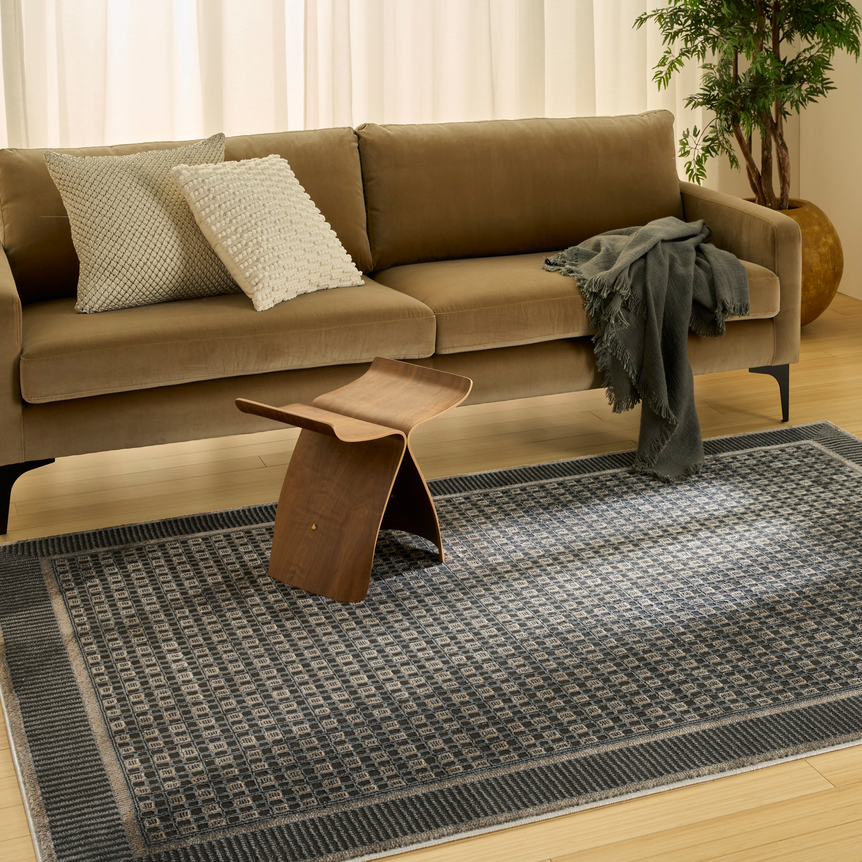 Nourison Nordic 5' X 7'  Rug