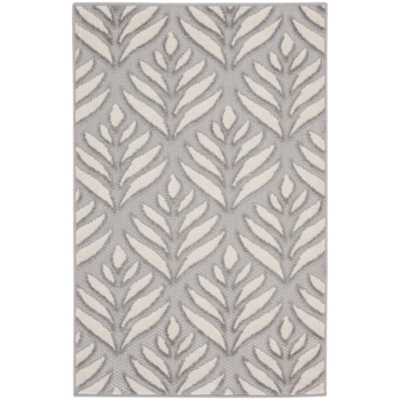 2'8" x 4' Rug