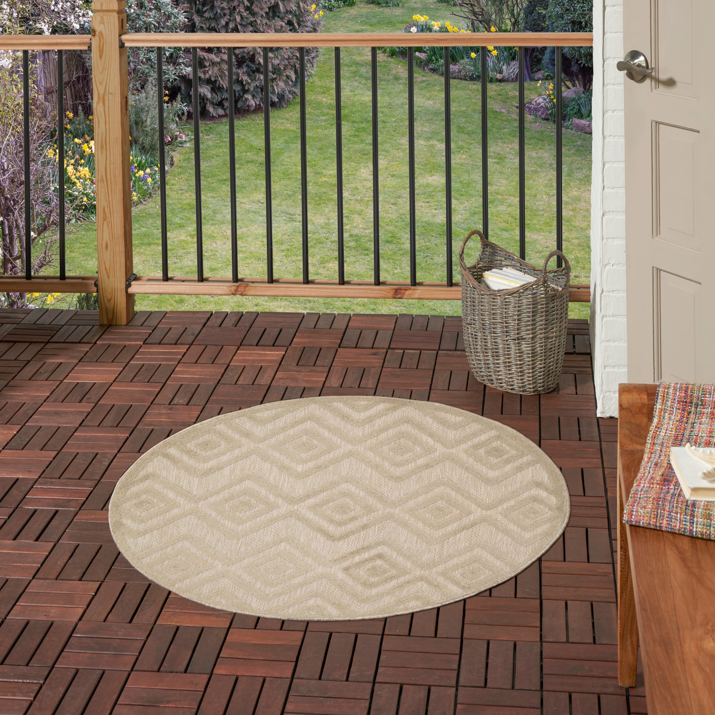 Nourison Versatile 4' Round  Rug