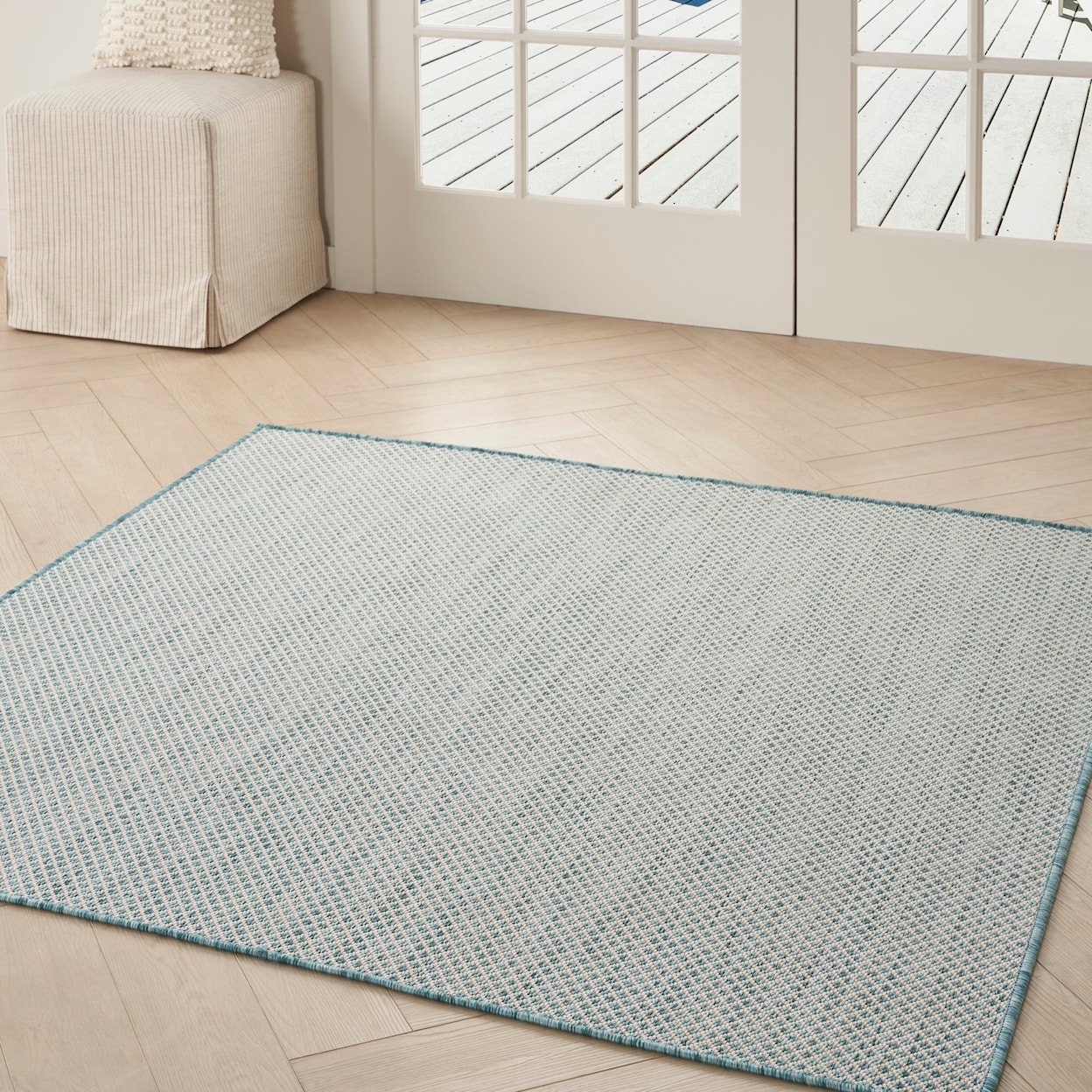 Nourison Courtyard 4'  Rug