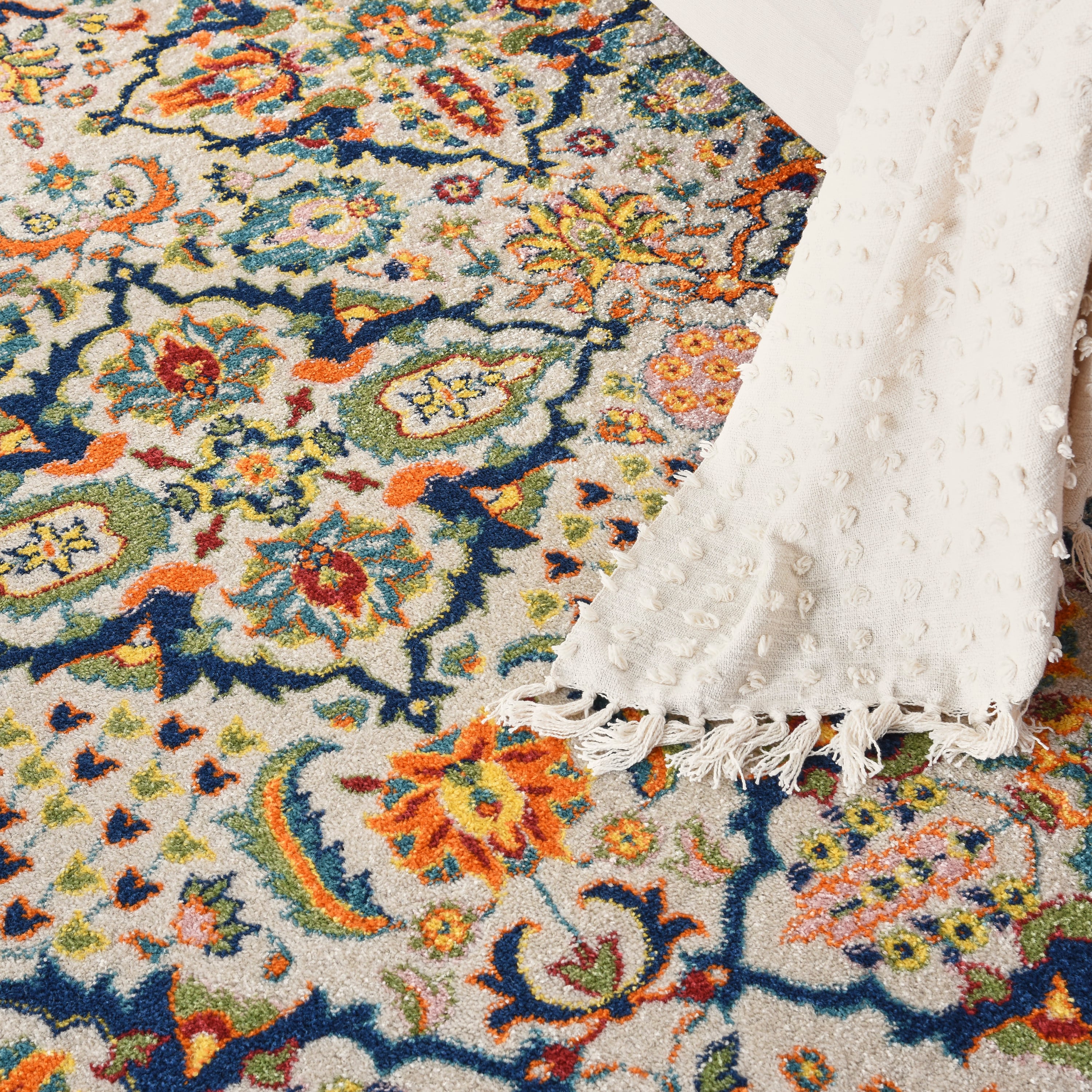 Nourison Allur d85fadec5d5d4d718be7ff1737ac8c63 7' x 10' Ivory/Multi ...