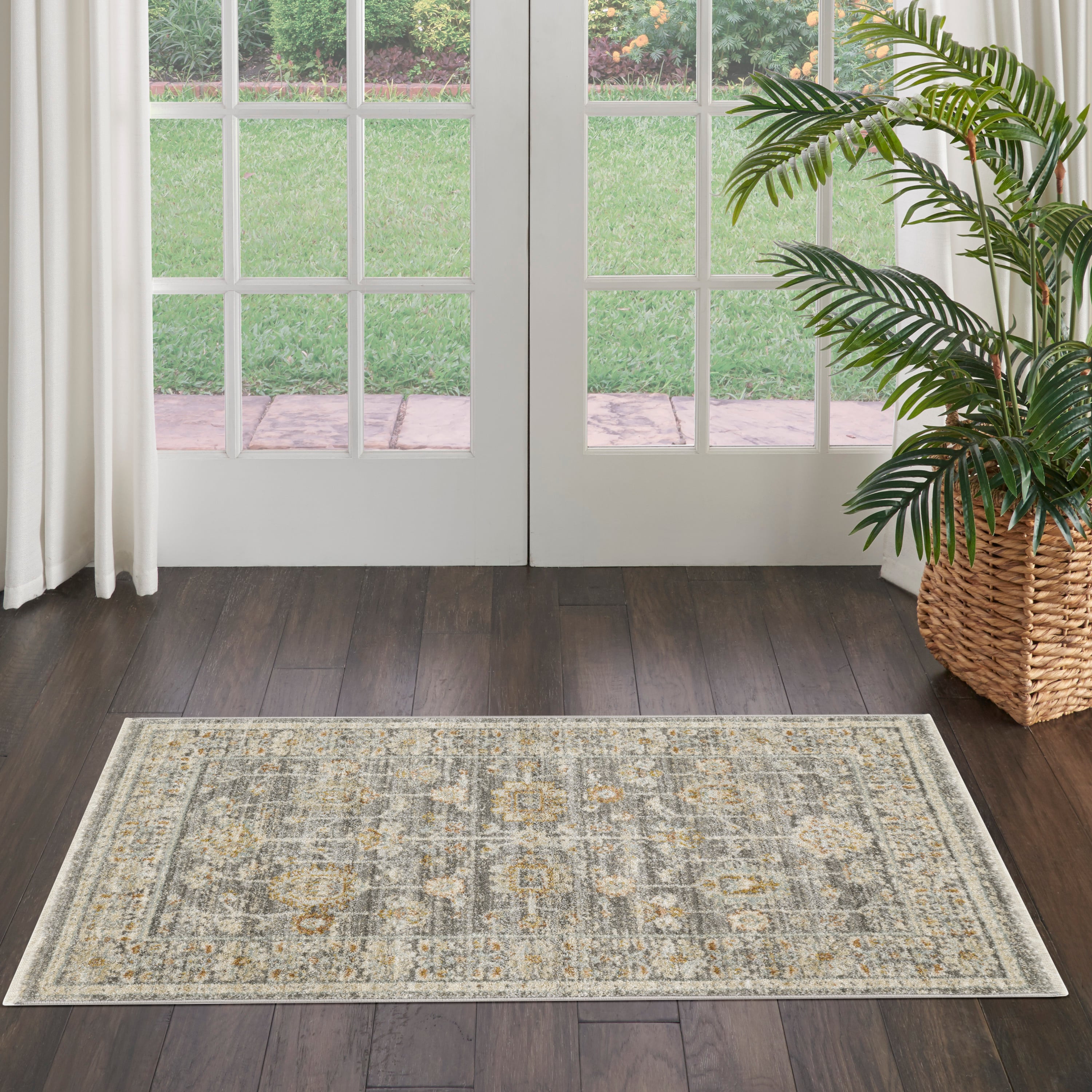 Nourison Traditional Home 2'6" X 4'6"  Rug