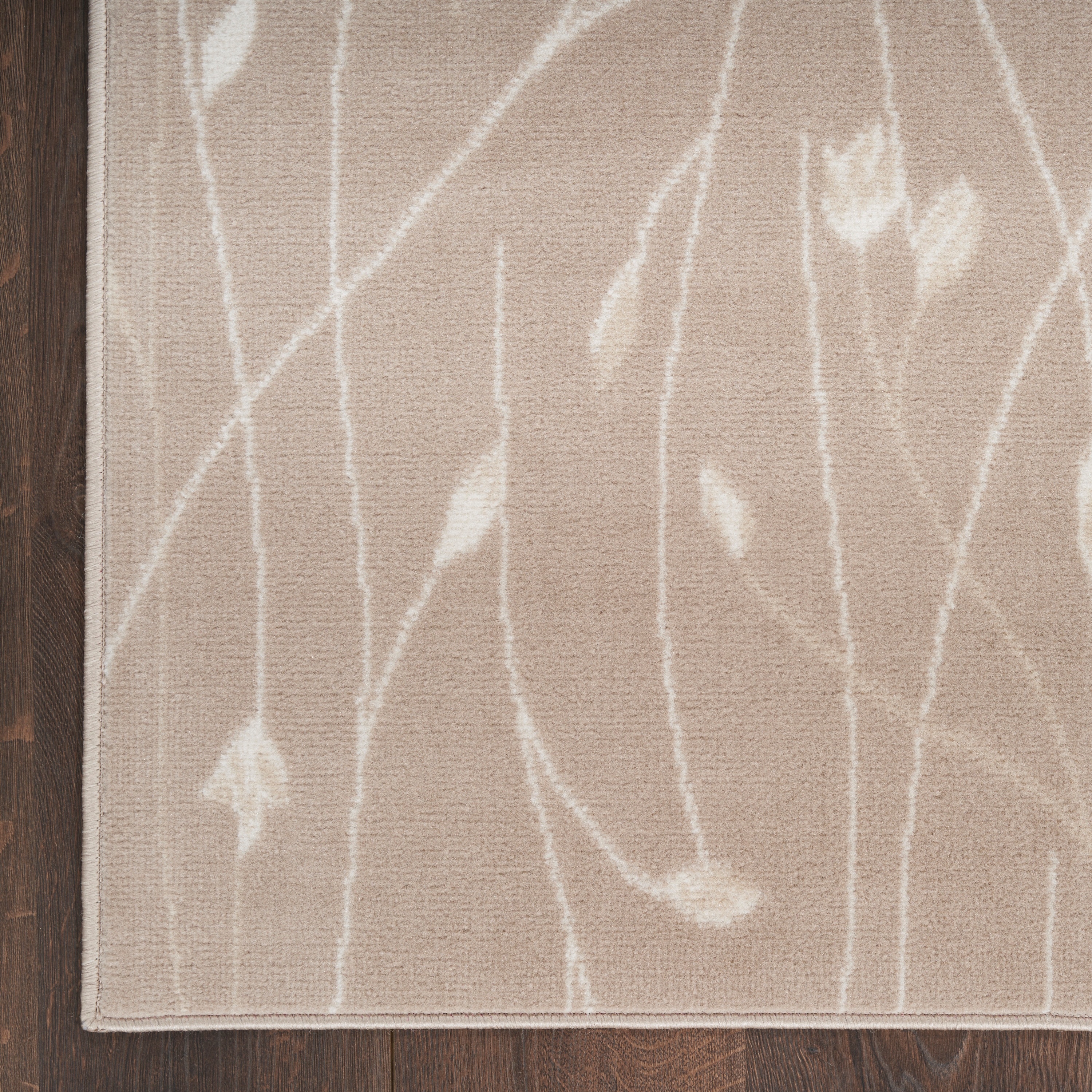 Nourison Grafix 7' X 10'