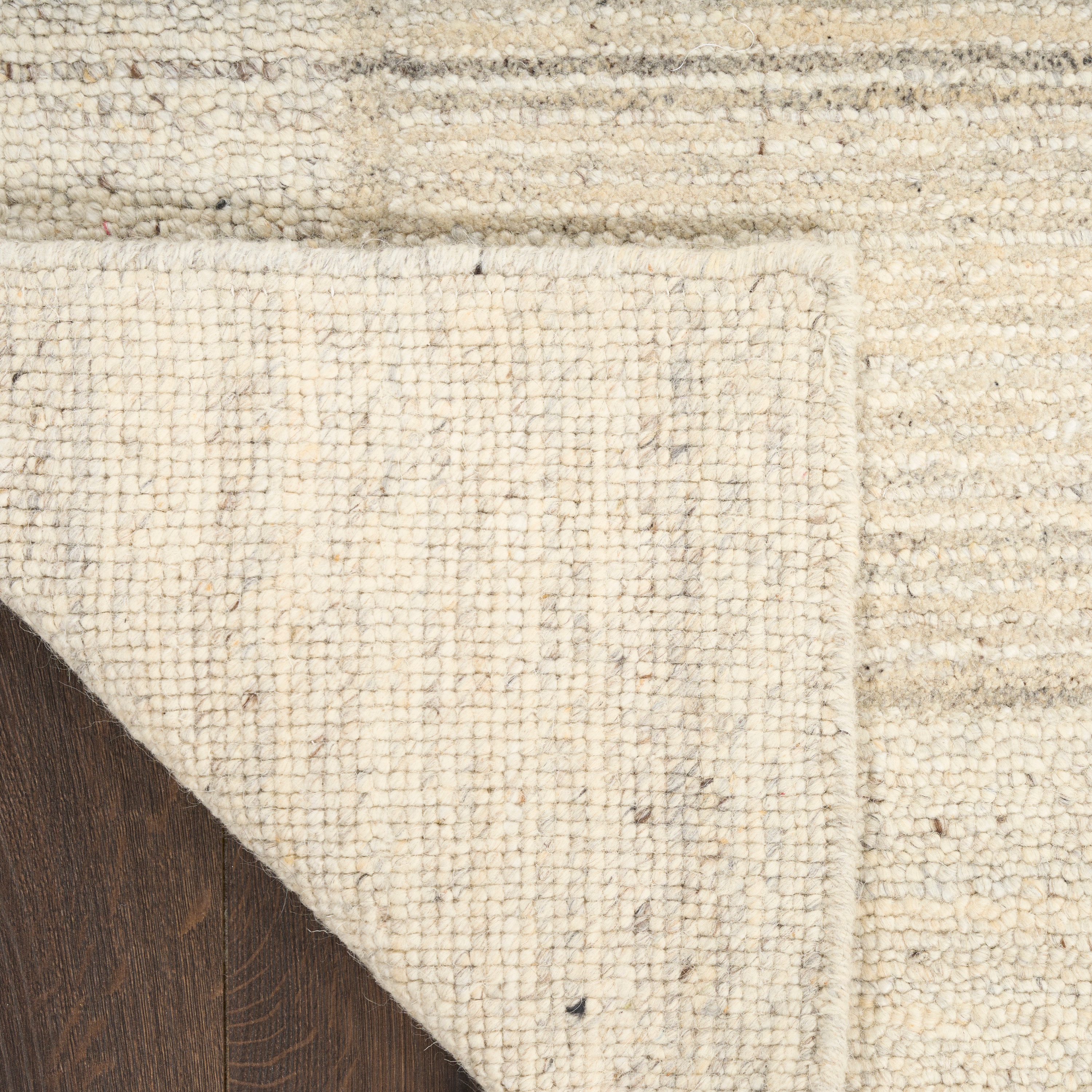 Nourison CK082 Ridge 7'9" X 9'9"