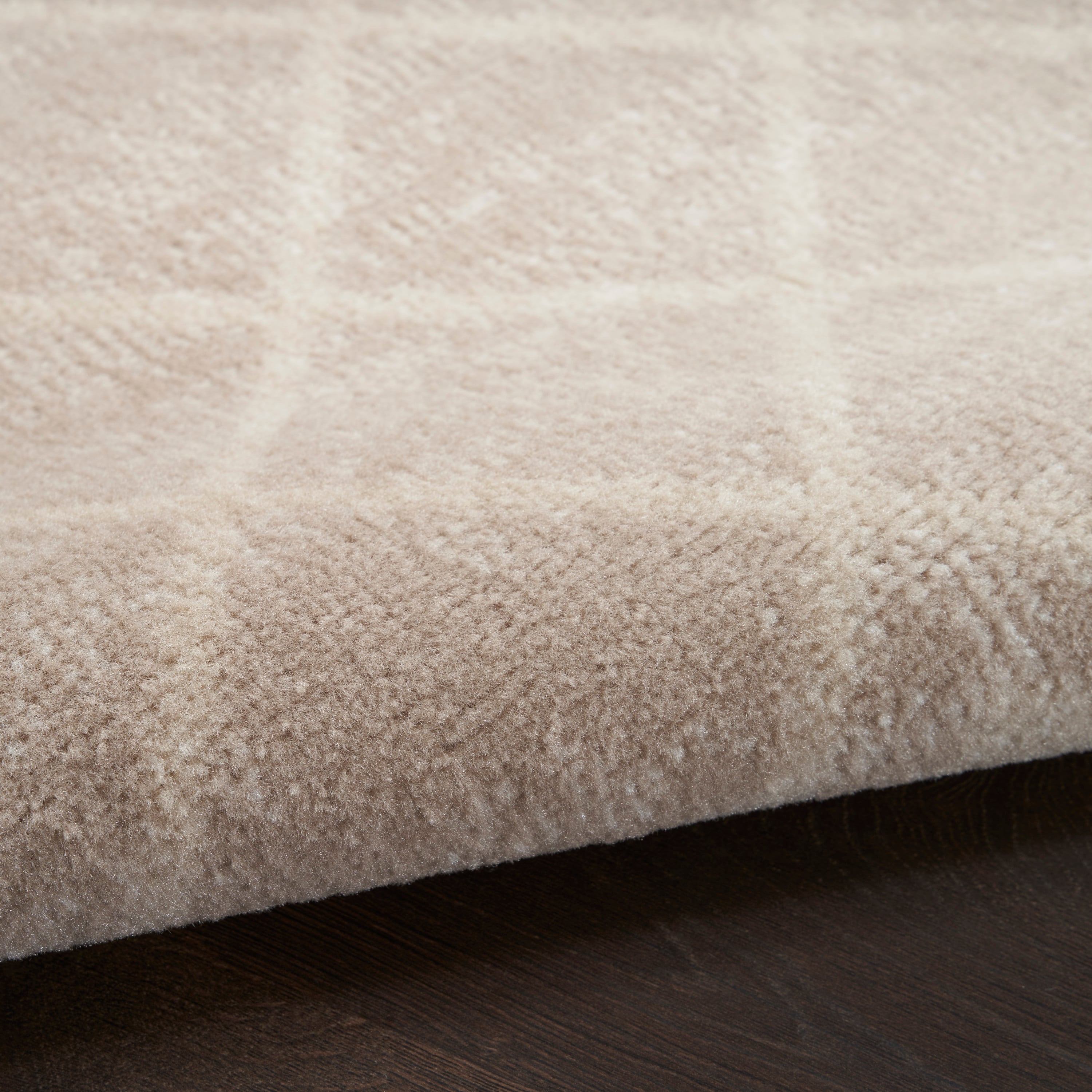 Nourison Grafix 5'3" Round  Rug