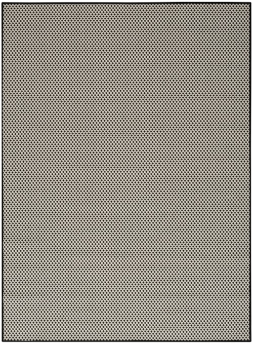 6' X 9' Black White Rectangle Rug