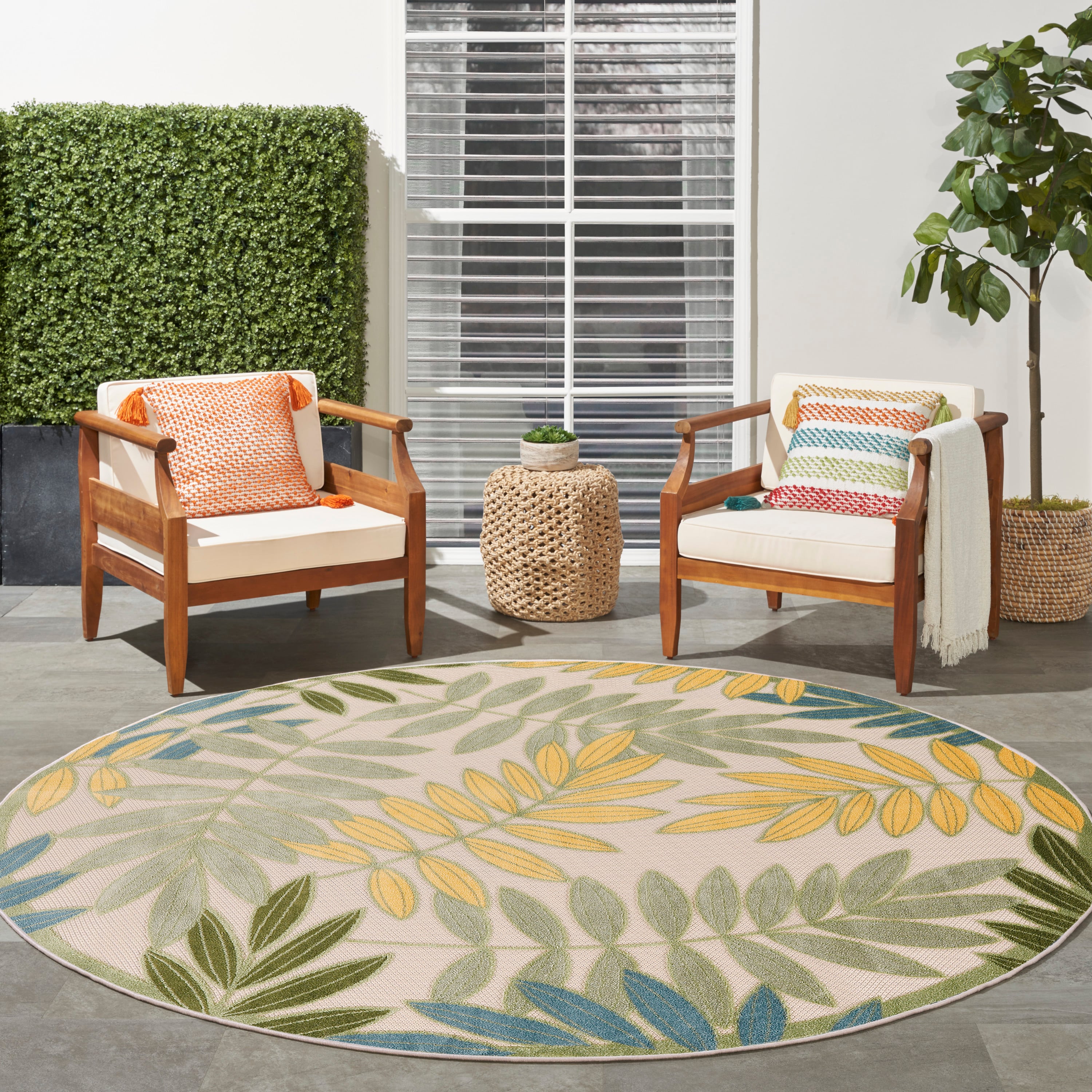 Nourison Aloha 7'10" Round  Rug