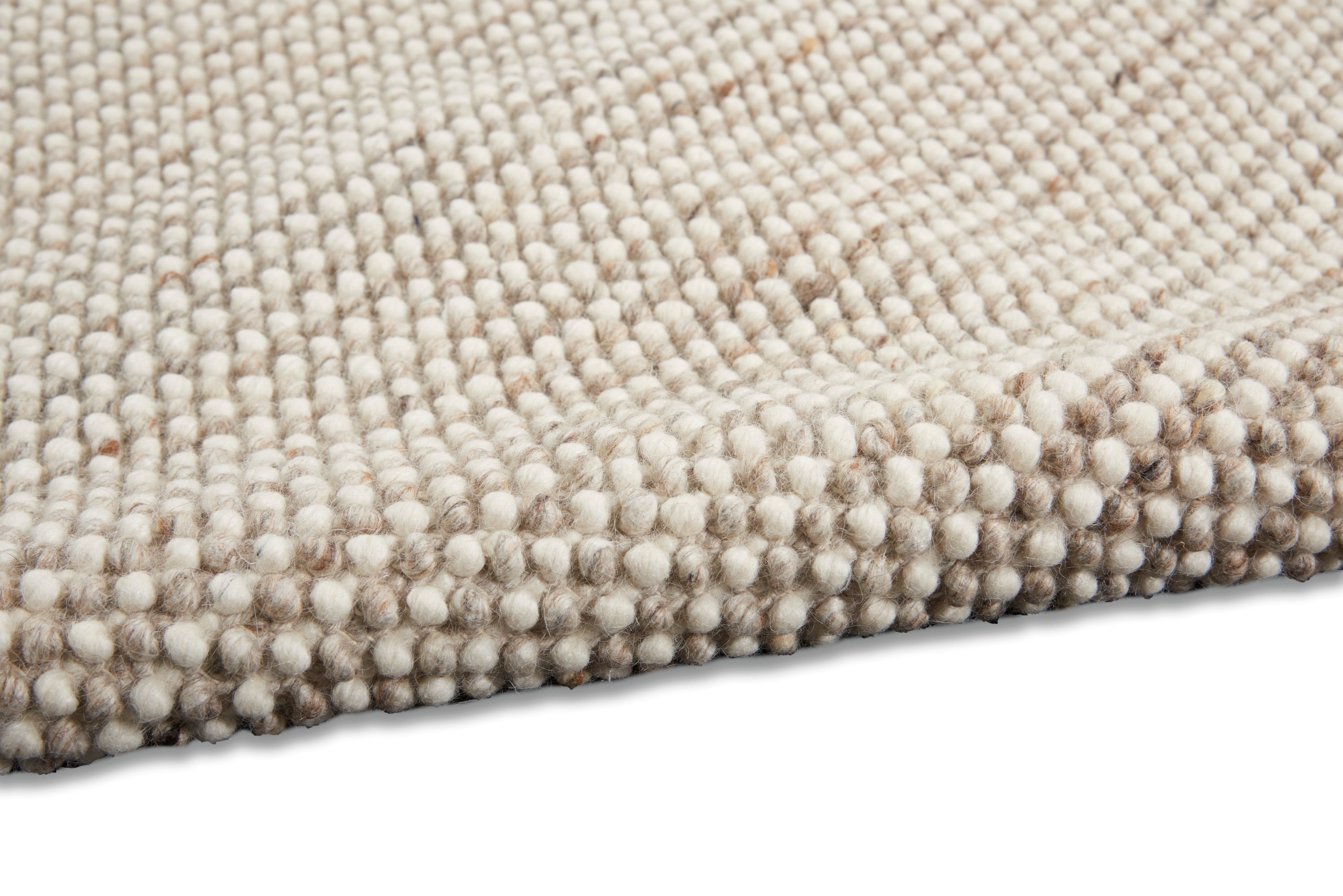 5'3" x 7'3"  Rug