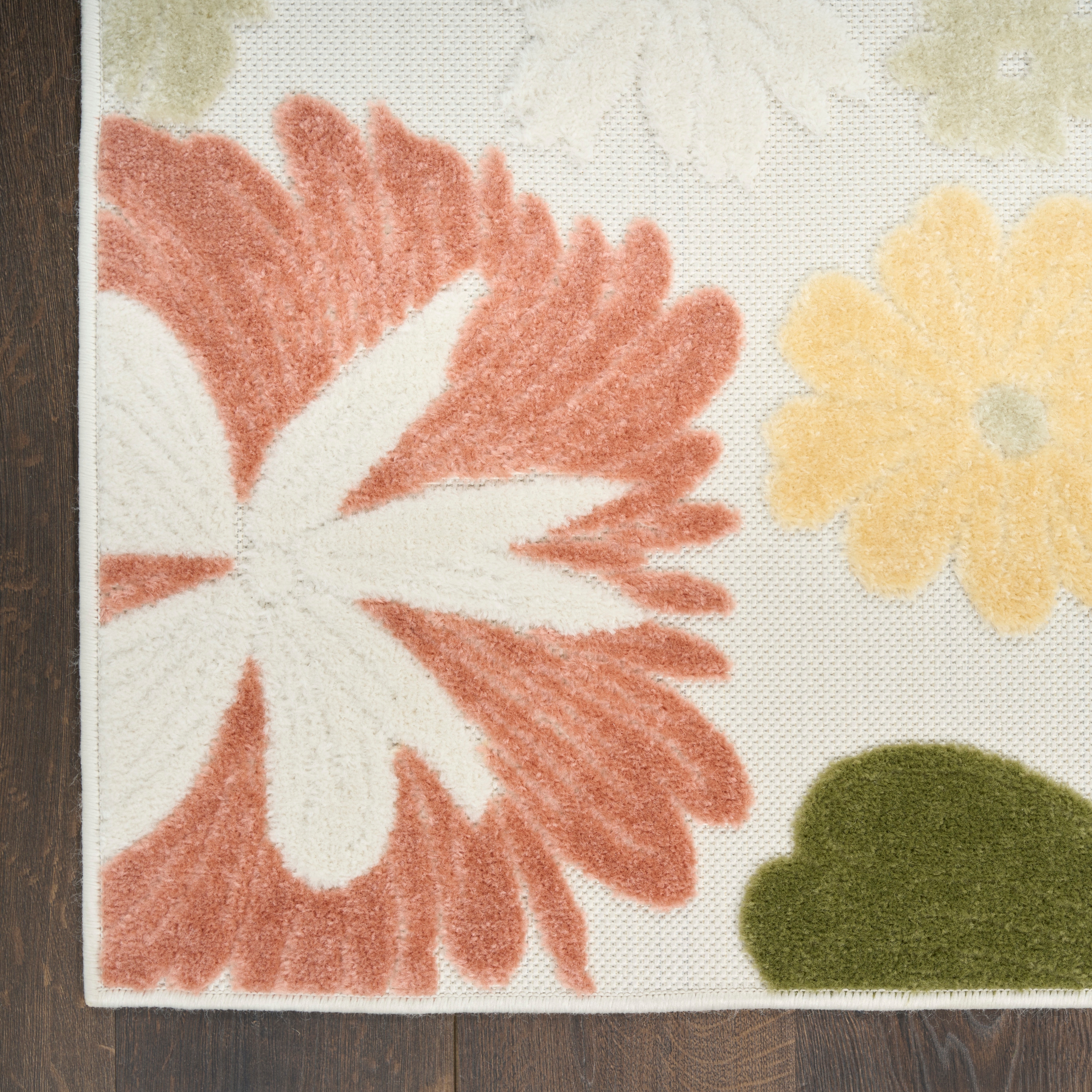 Nourison Aloha 5'3" X 7'5"