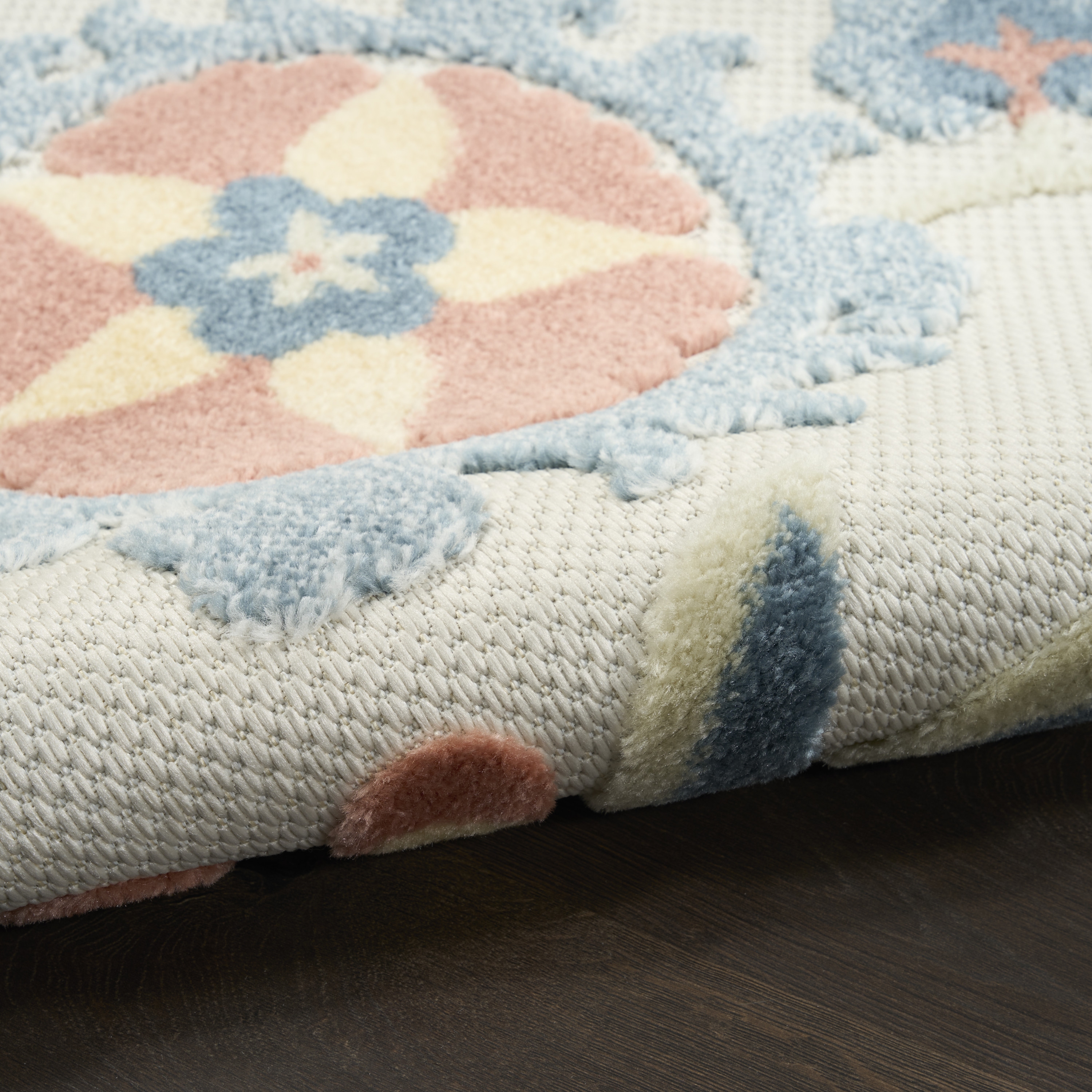 Nourison Aloha 2'8" X 4'