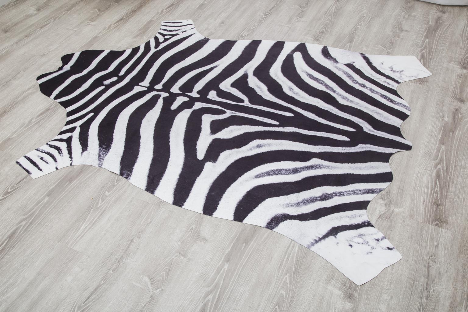 RIO 5X6.6 ZEBRA RUG |