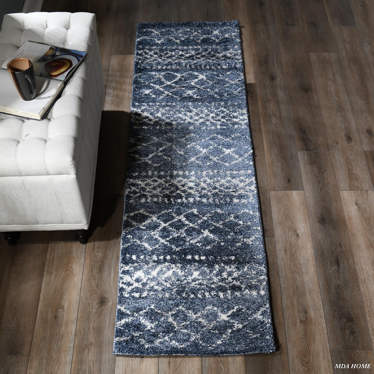 MDA Rugs Daku Collection DAKU 5X7 NAVY AREA RUG |