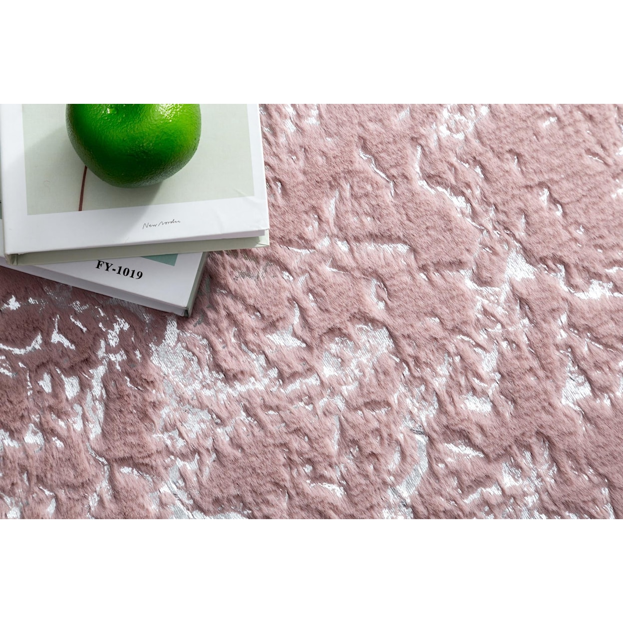 MDA Rugs Chryso Collection PINK WITH SILVER FOIL 20"X20" | PILLOW